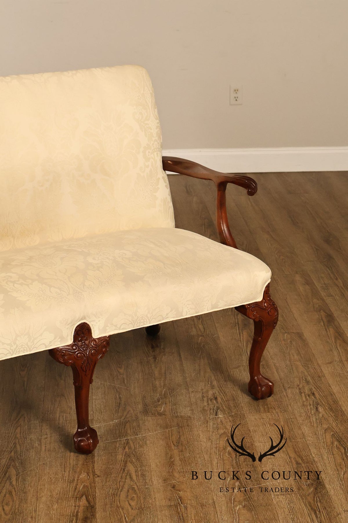 Southwood Chippendale Style Carved Frame Settee