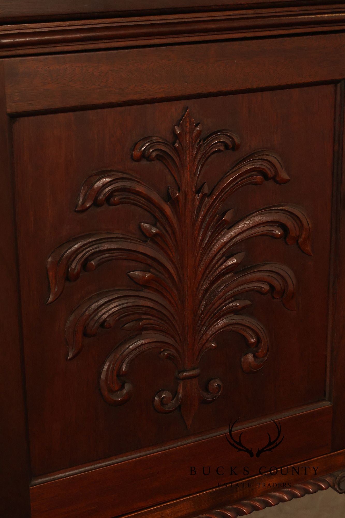 Vintage Chippendale Style Mahogany Sideboard Buffet
