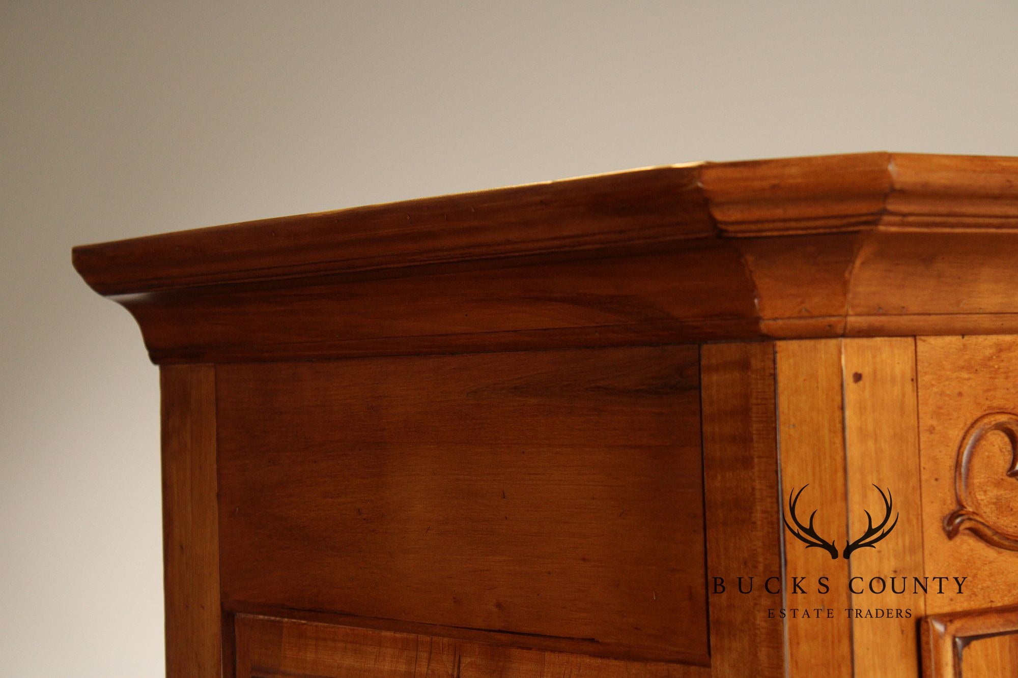 Ethan Allen Legacy Bonnetiere French Provincial Style Maple Armoire