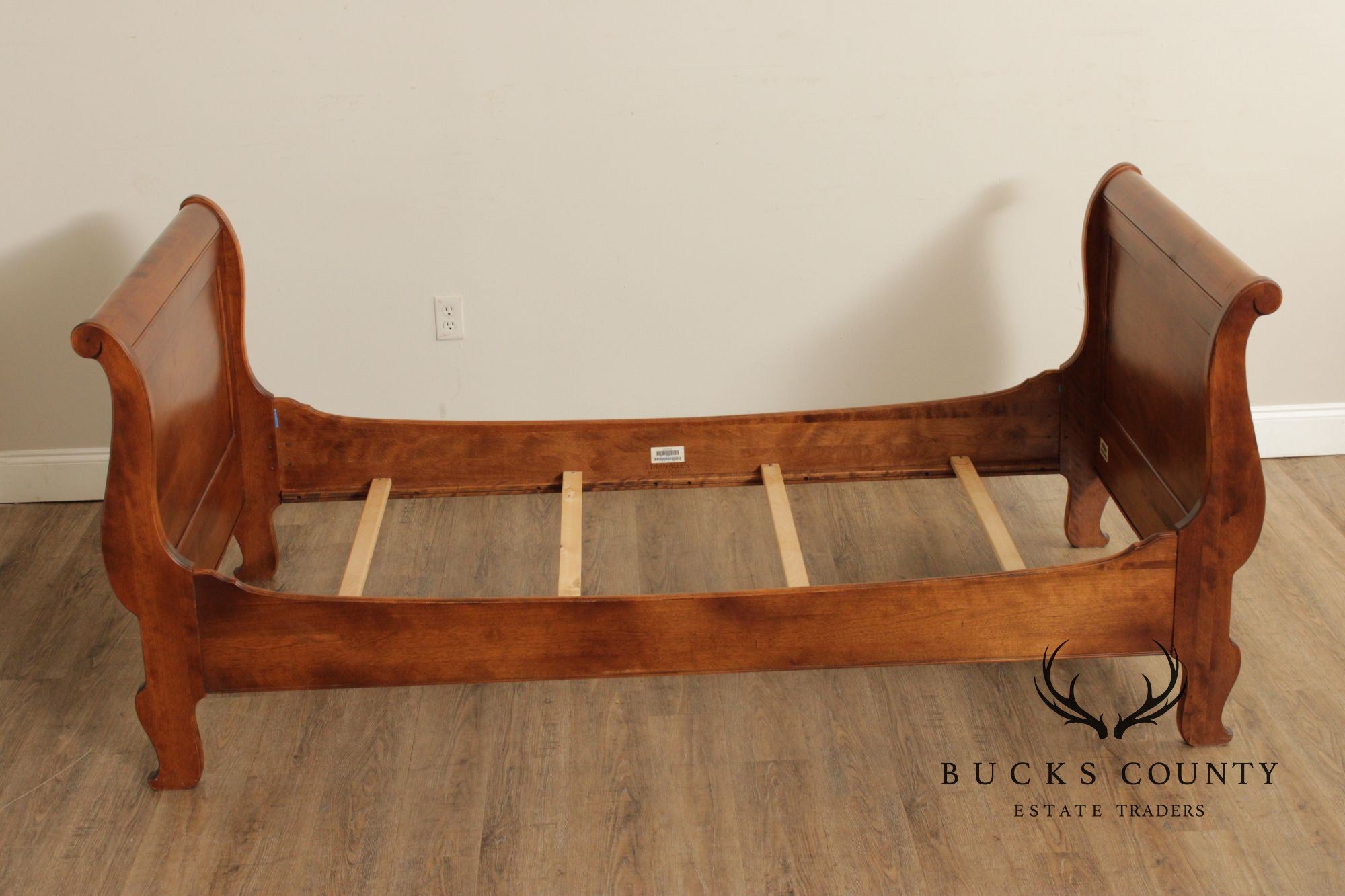 Ethan Allen 'Country French' Twin Sleigh Bed
