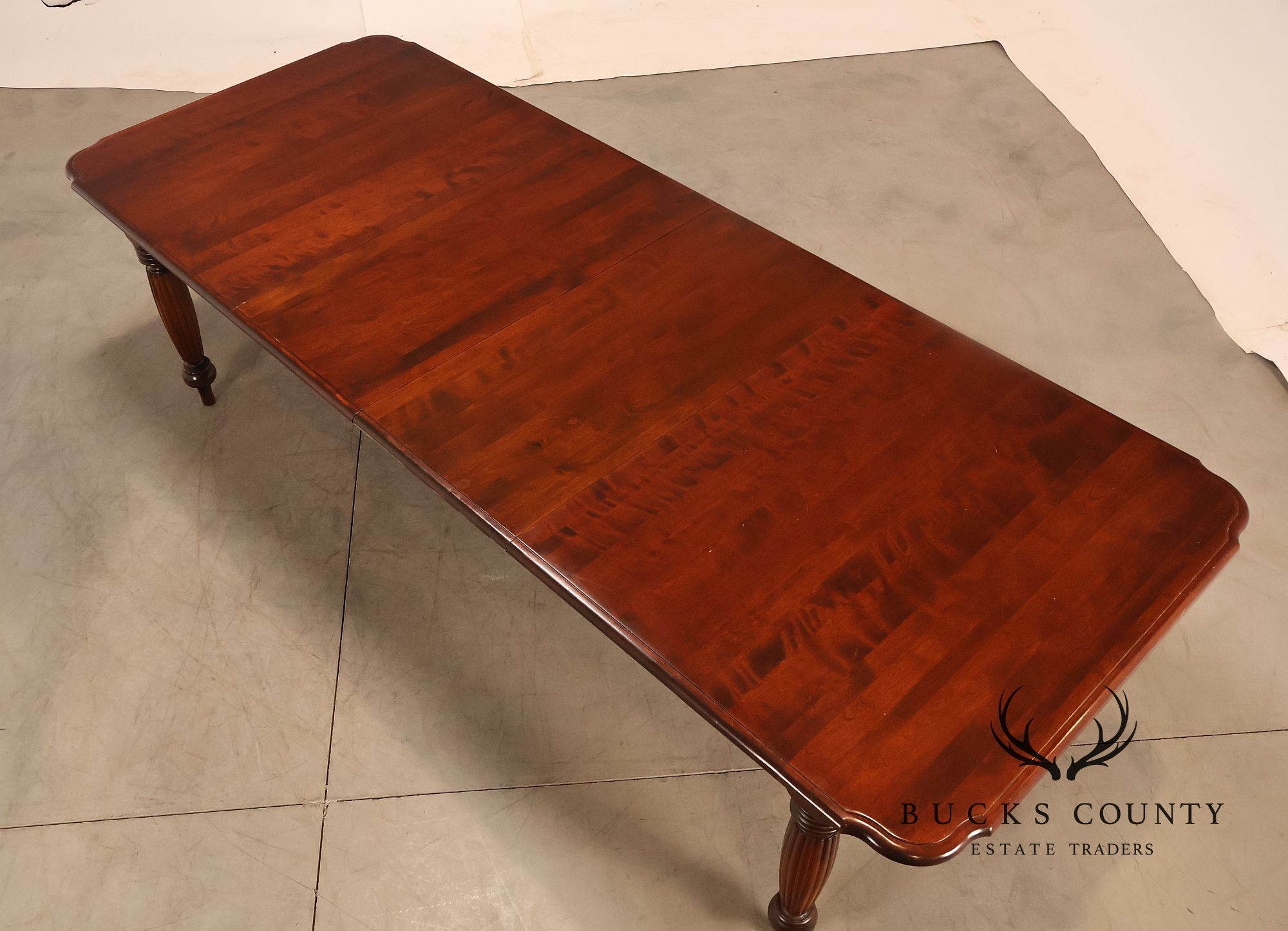 Nichols & Stone Expandable Farmhouse Dining Table