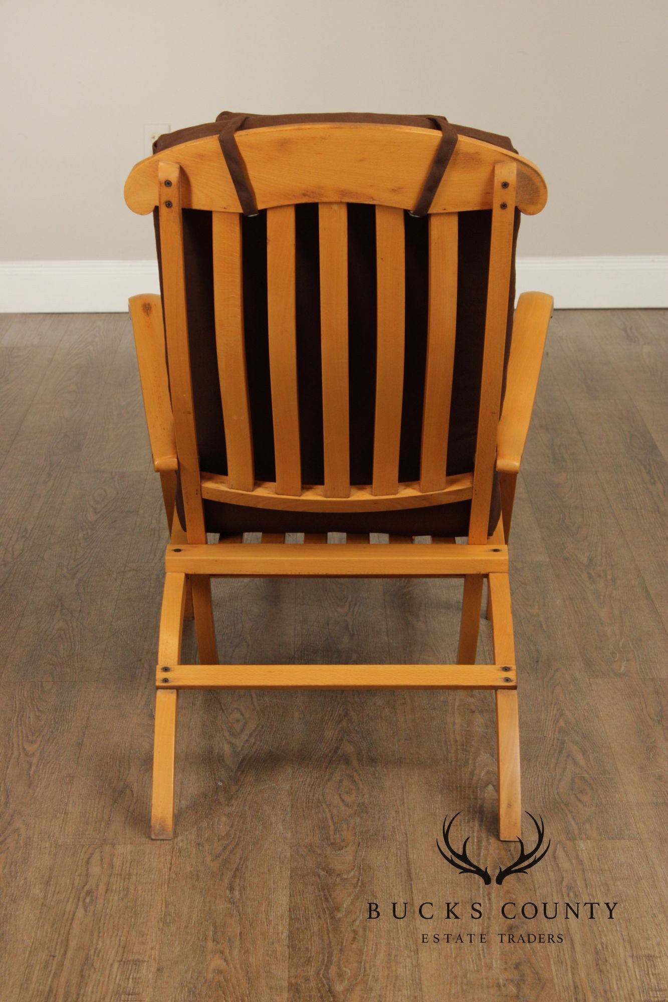 Vintage Campaign Style Pair of Maple Folding Cruise Ship Steamer Lounge Chairs