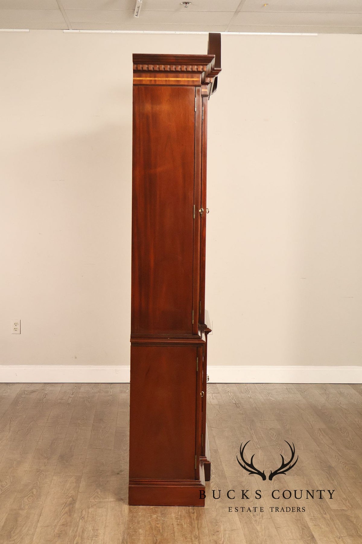 Councill Georgian Style Banded Mahogany Breakfront Bookcase