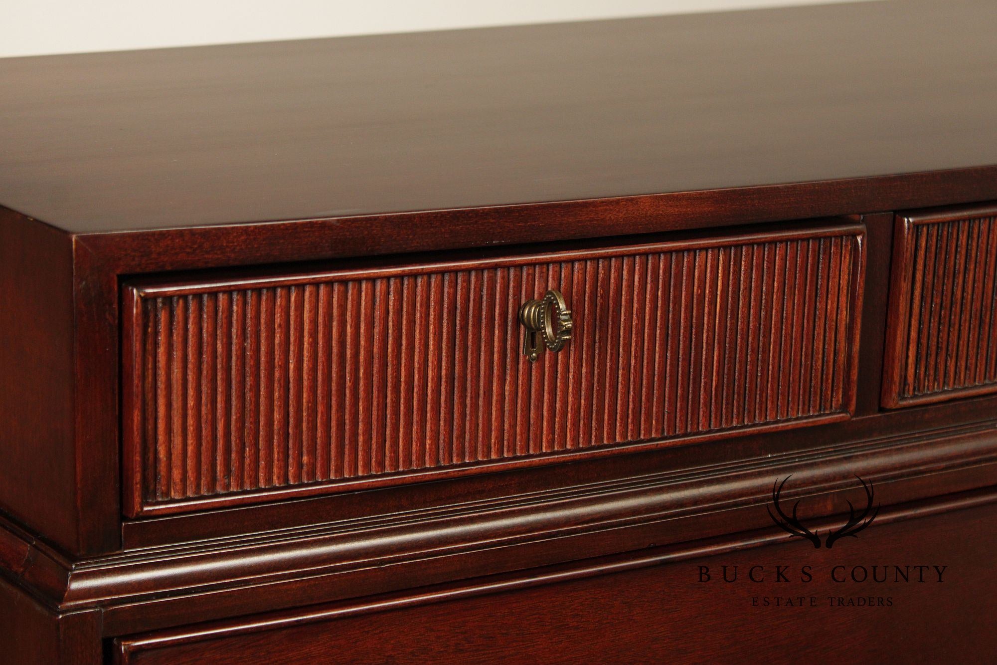 Lauren Ralph Lauren Mahogany Hepplewhite Style Bow Front 9 Drawer Dresser