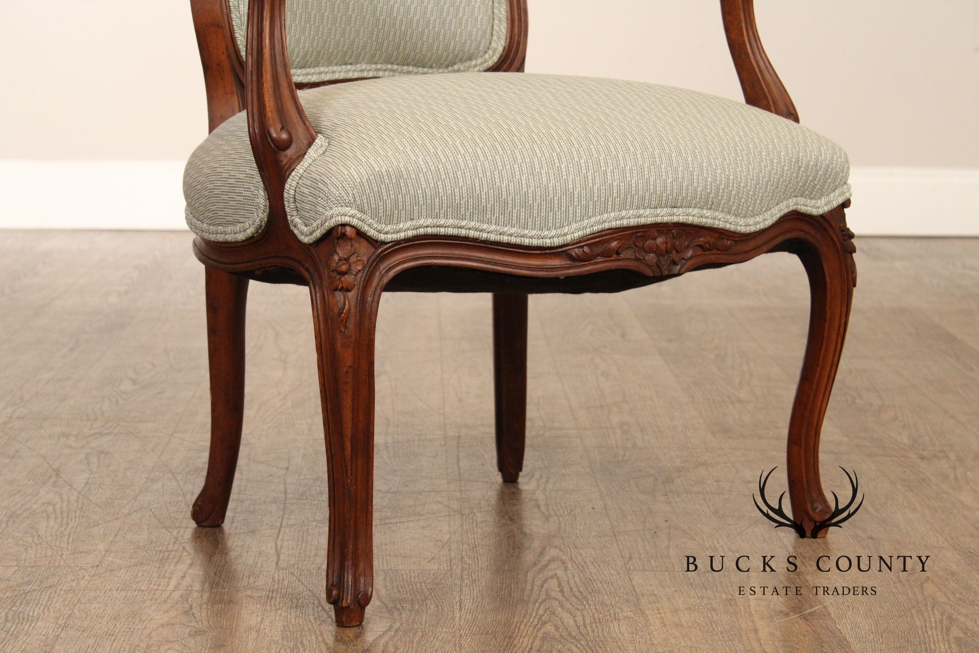 Antique French Louis XV Style Pair of Carved Fauteuil Armchairs