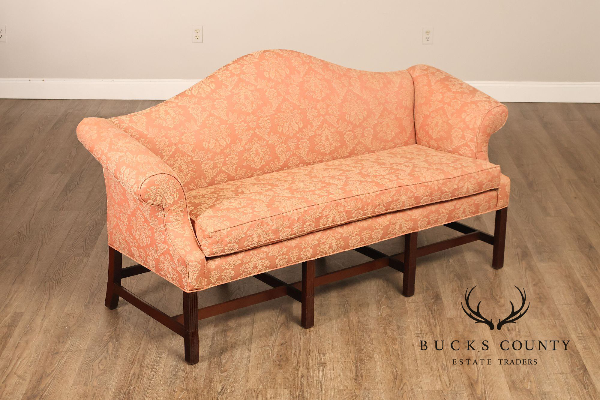 Kittinger Chippendale Style Mahogany Camel-Back Sofa Historic Newport Reproduction