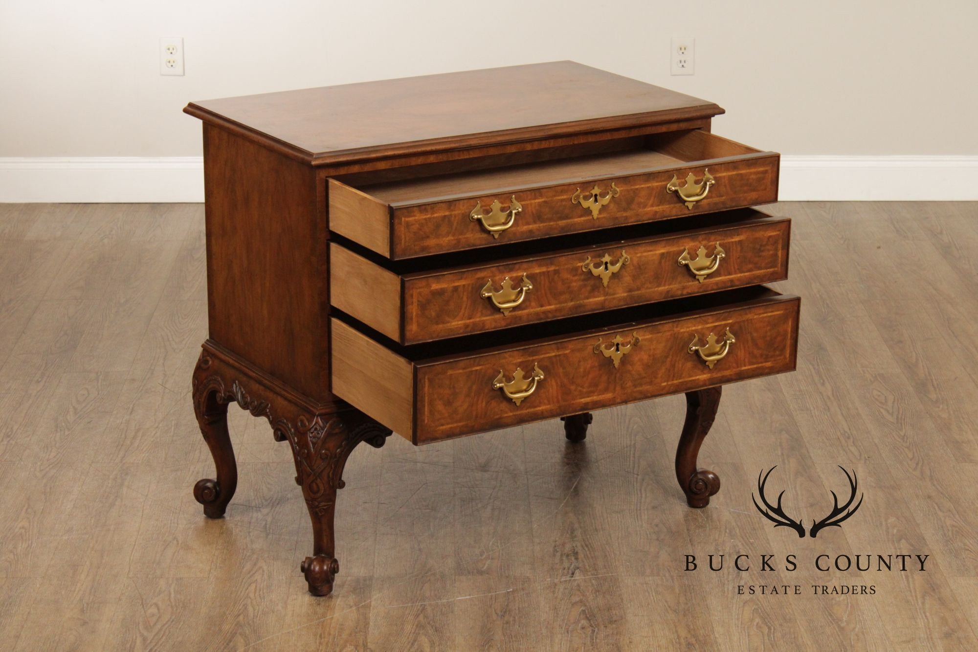 Baker Stately Homes Georgian Style Walnut Chest Of Drawers