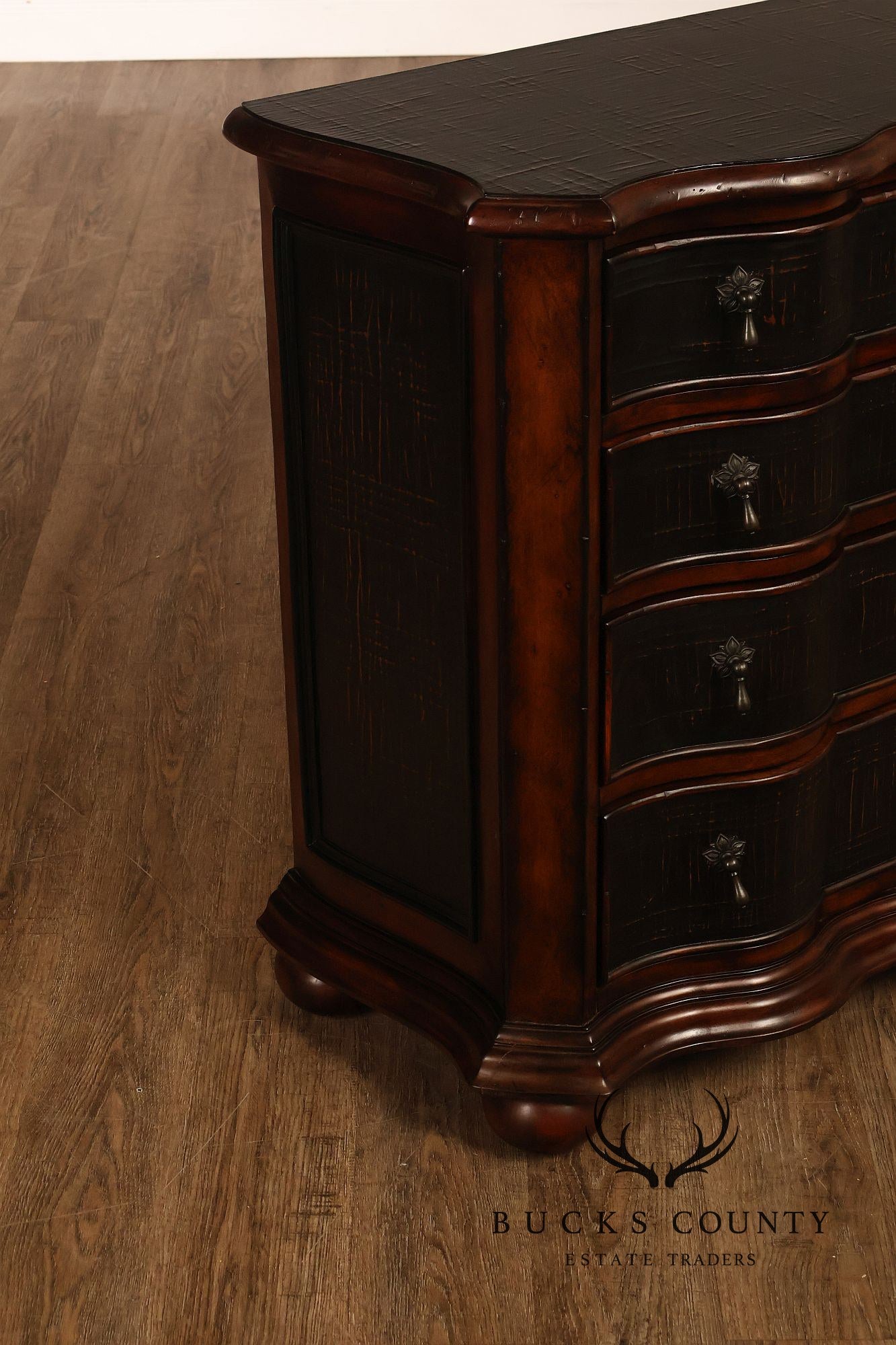 Ethan Allen Pair Of Serpentine Lucca Chests