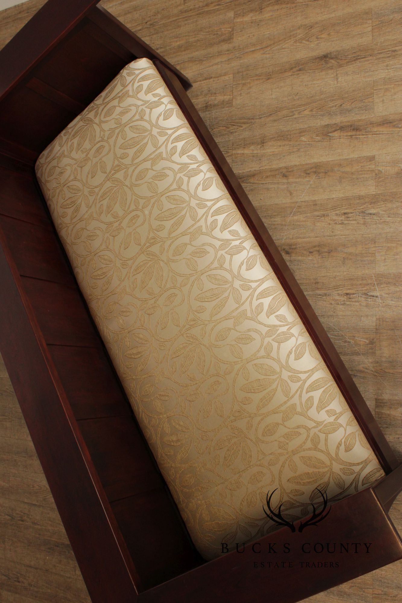 Stickley Mission Collection Cherry Prairie Settle