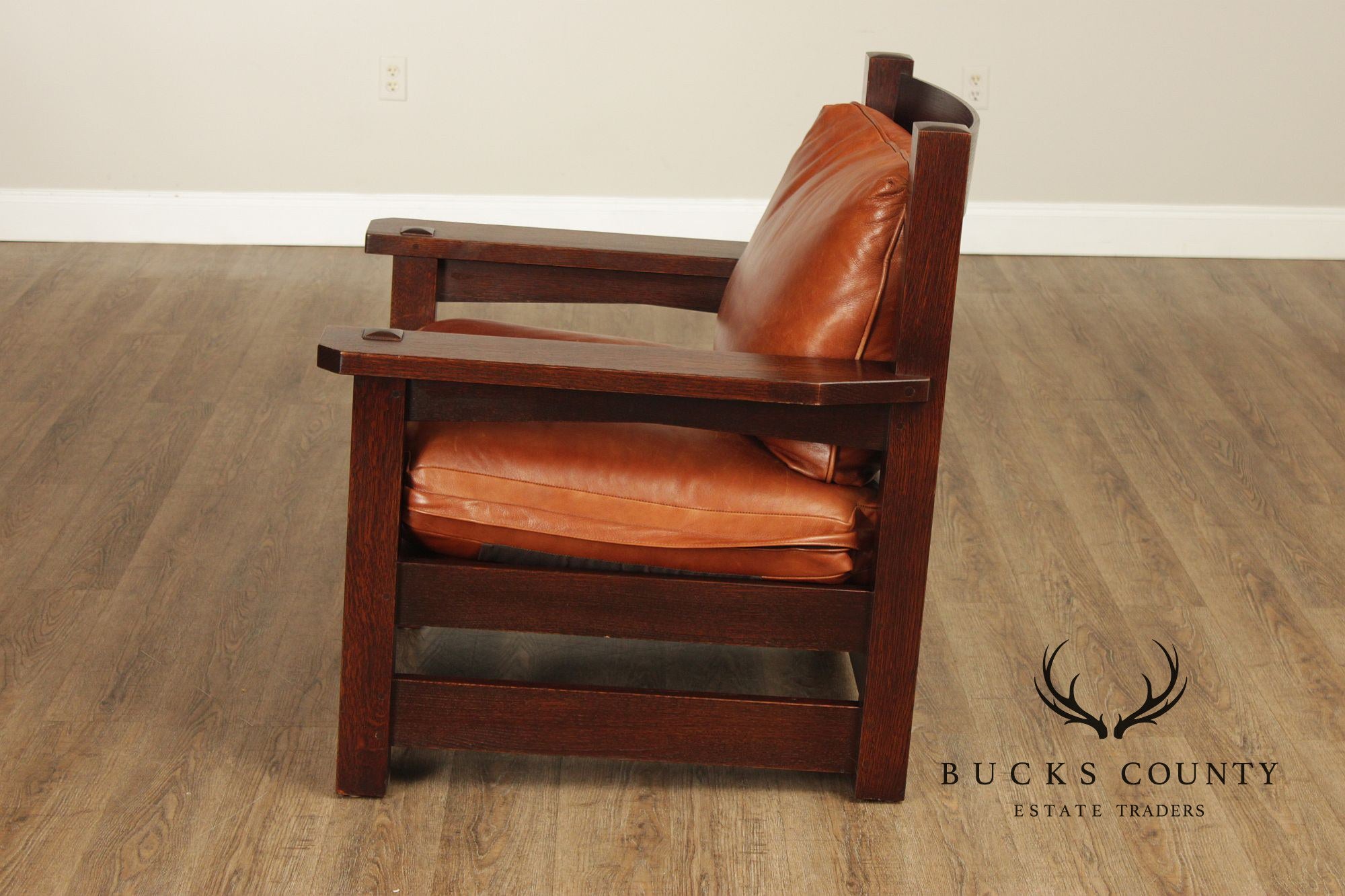 Stickley Mission Collection 'Eastwood' Armchair with Foot Stool