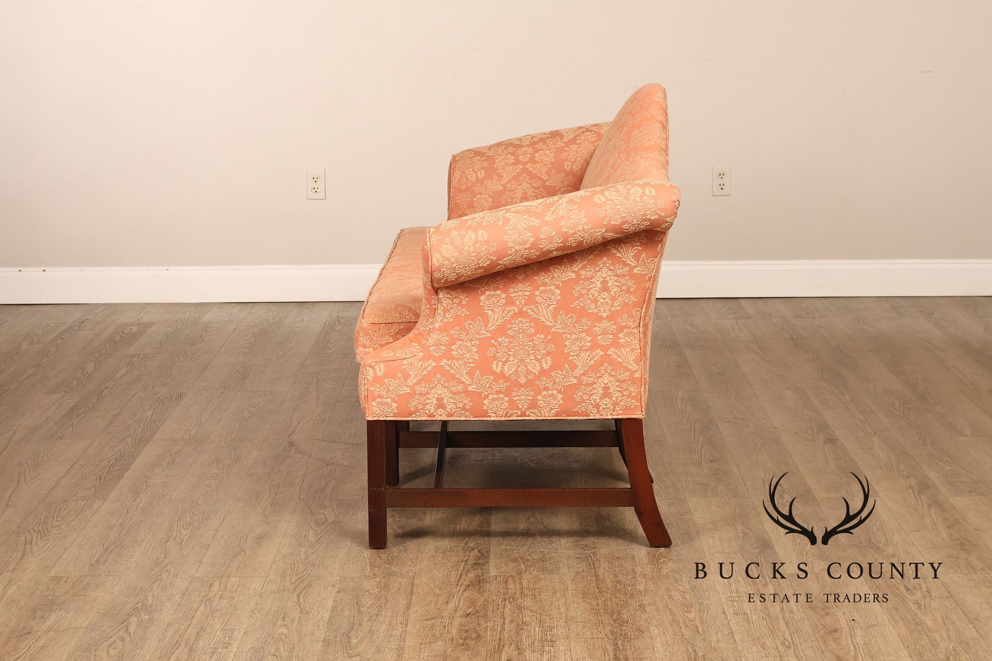 Kittinger Chippendale Style Mahogany Camel-Back Sofa Historic Newport Reproduction