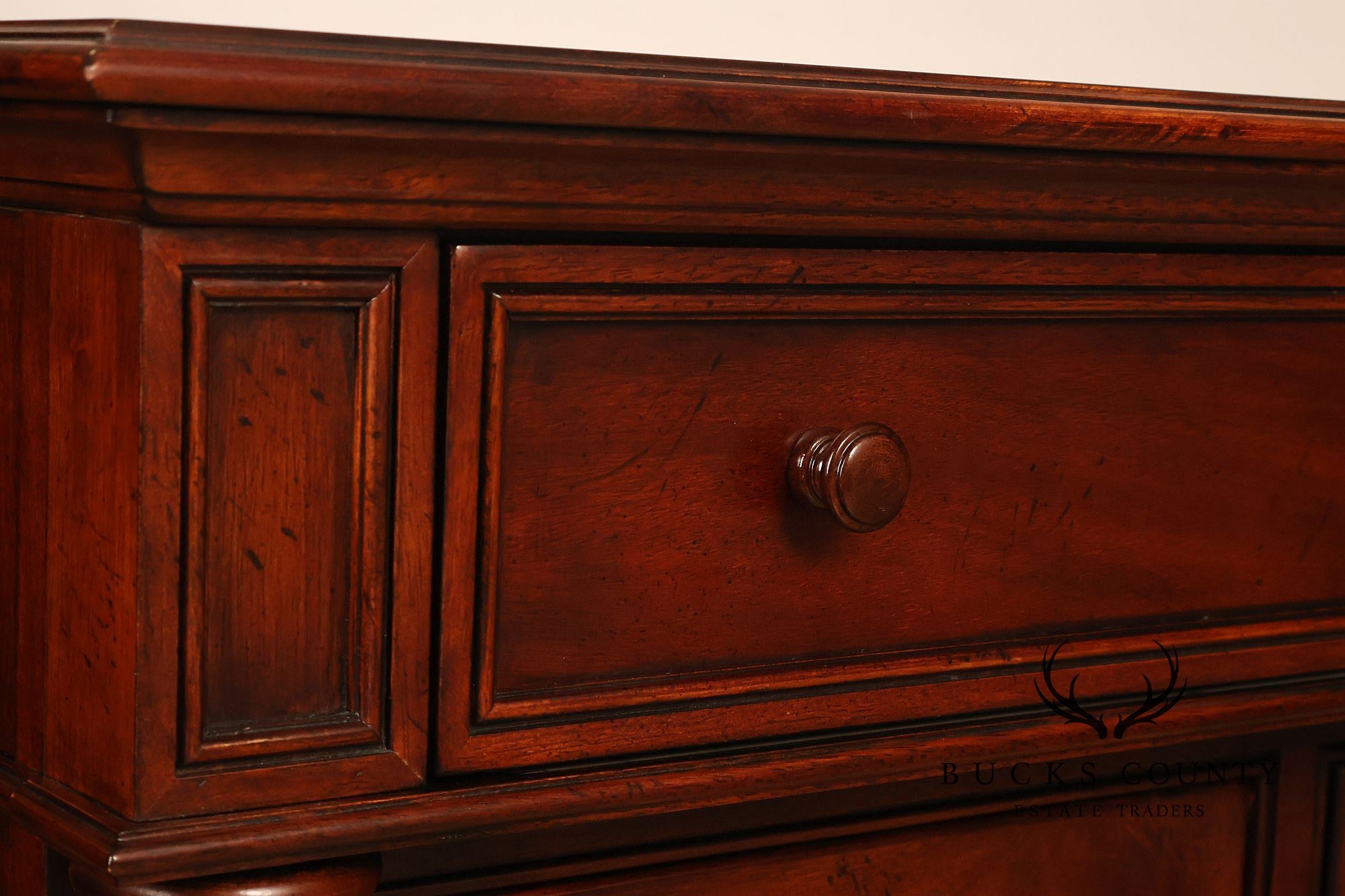 Thomasville Fredericksburg Transitional Style Entertainment Console Cabinet