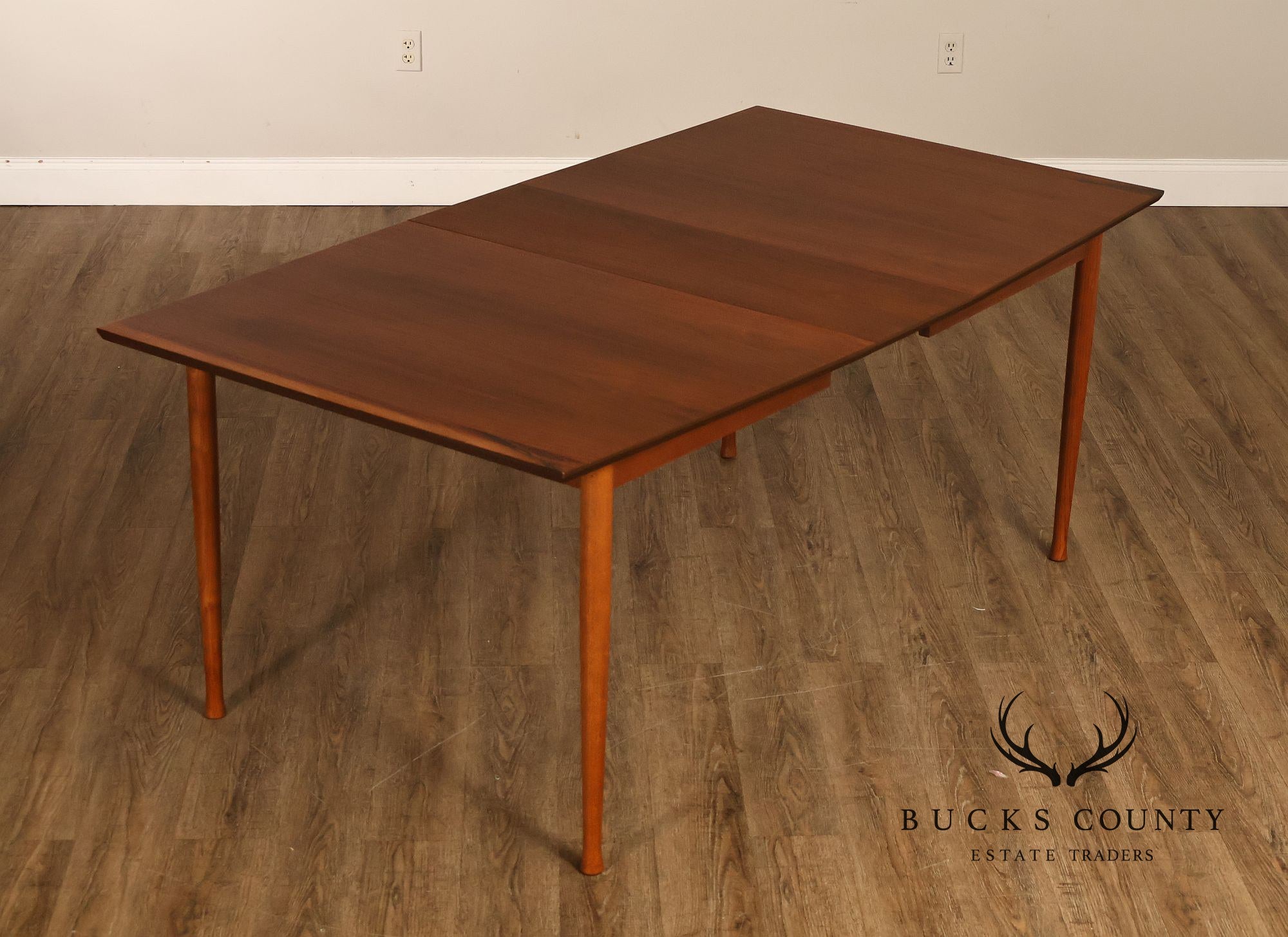 Mid Century Modern Walnut Dining Table With Leaf