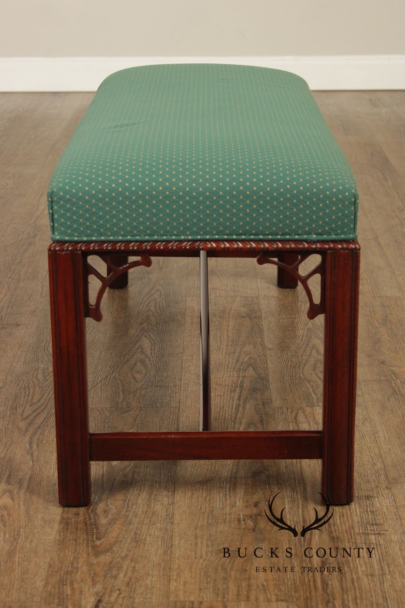 Hickory Chair Chippendale Style Mahogany Window Bench