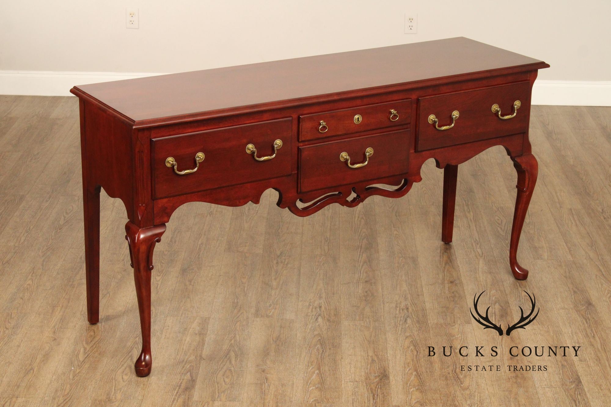 Pennsylvania House Queen Anne Style Cherry Sideboard