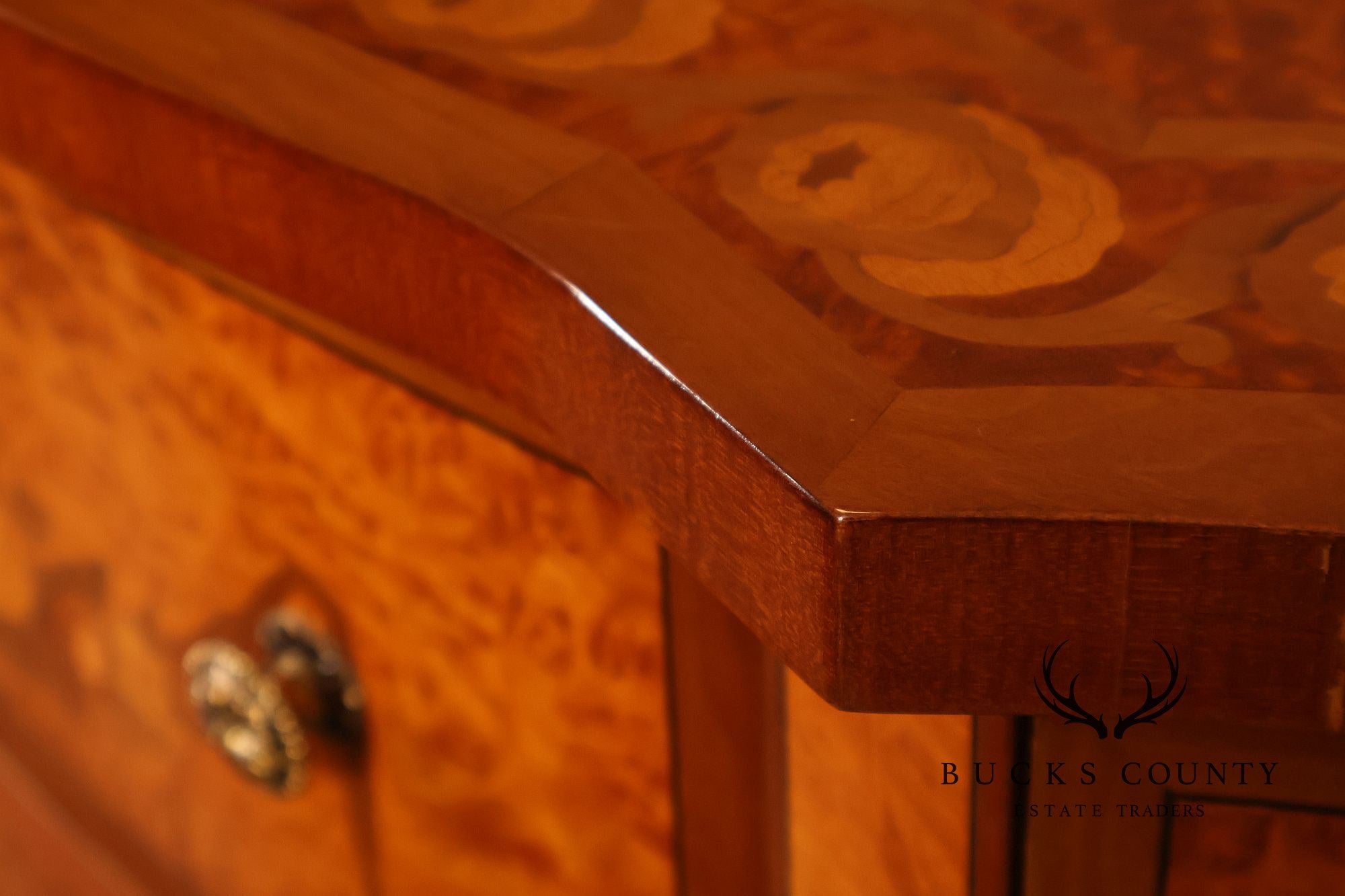 Italian Neoclassical Style Pair of Burl Wood Inlaid Sideboards
