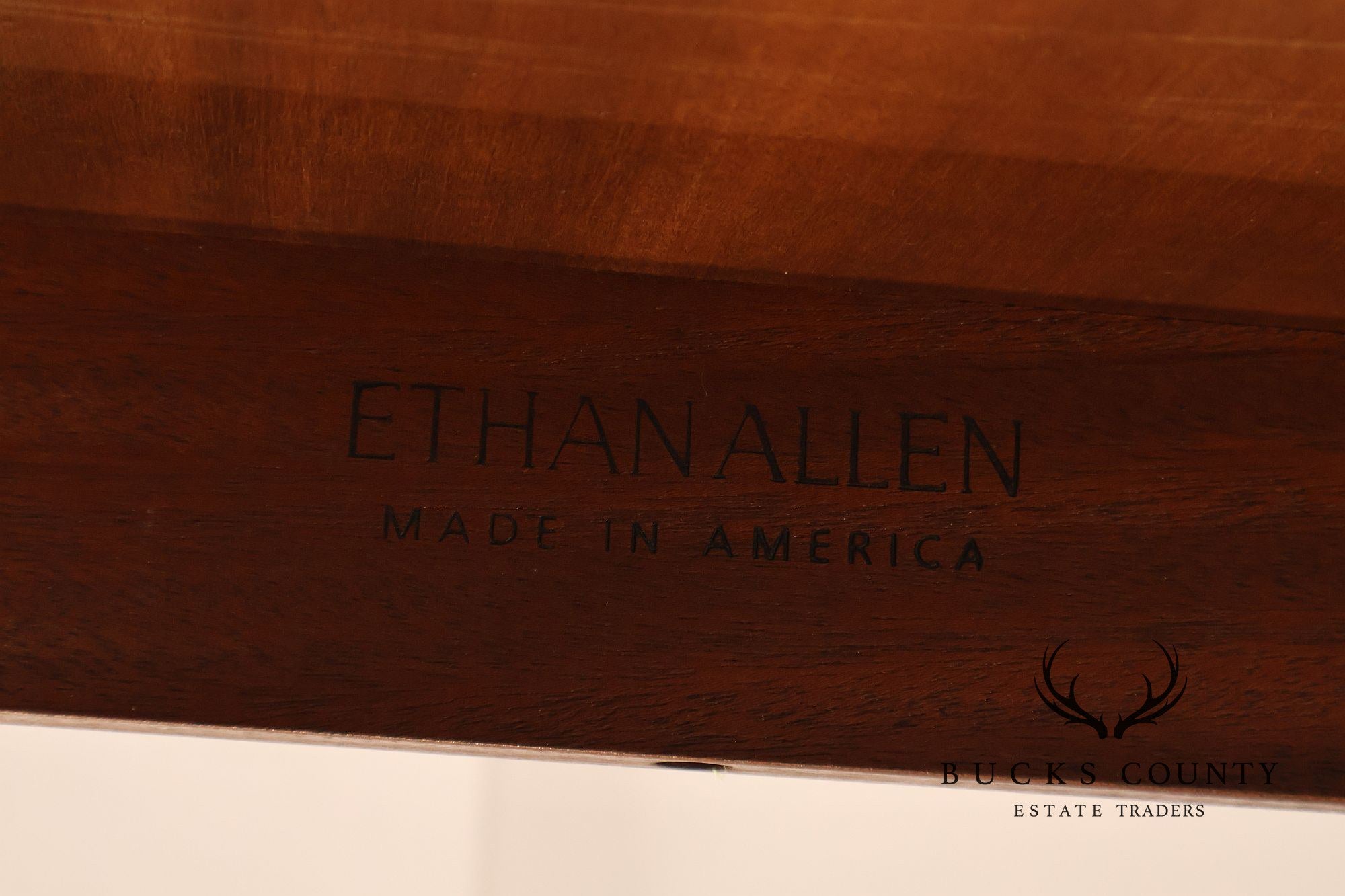 Ethan Allen '18th Century Mahogany' Double Pedestal Dining Table