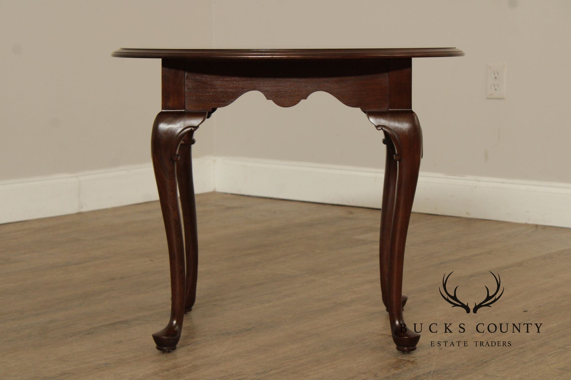 Ethan Allen 'Georgian Court' Queen Anne Style Carved Cherry End Table