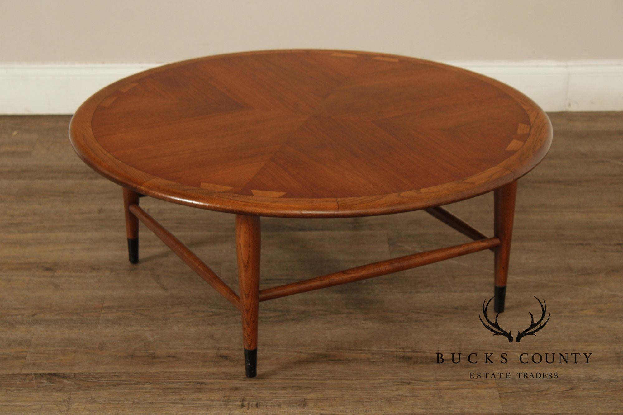 Lane 'Acclaim' Mid Century Modern Round Walnut Coffee table