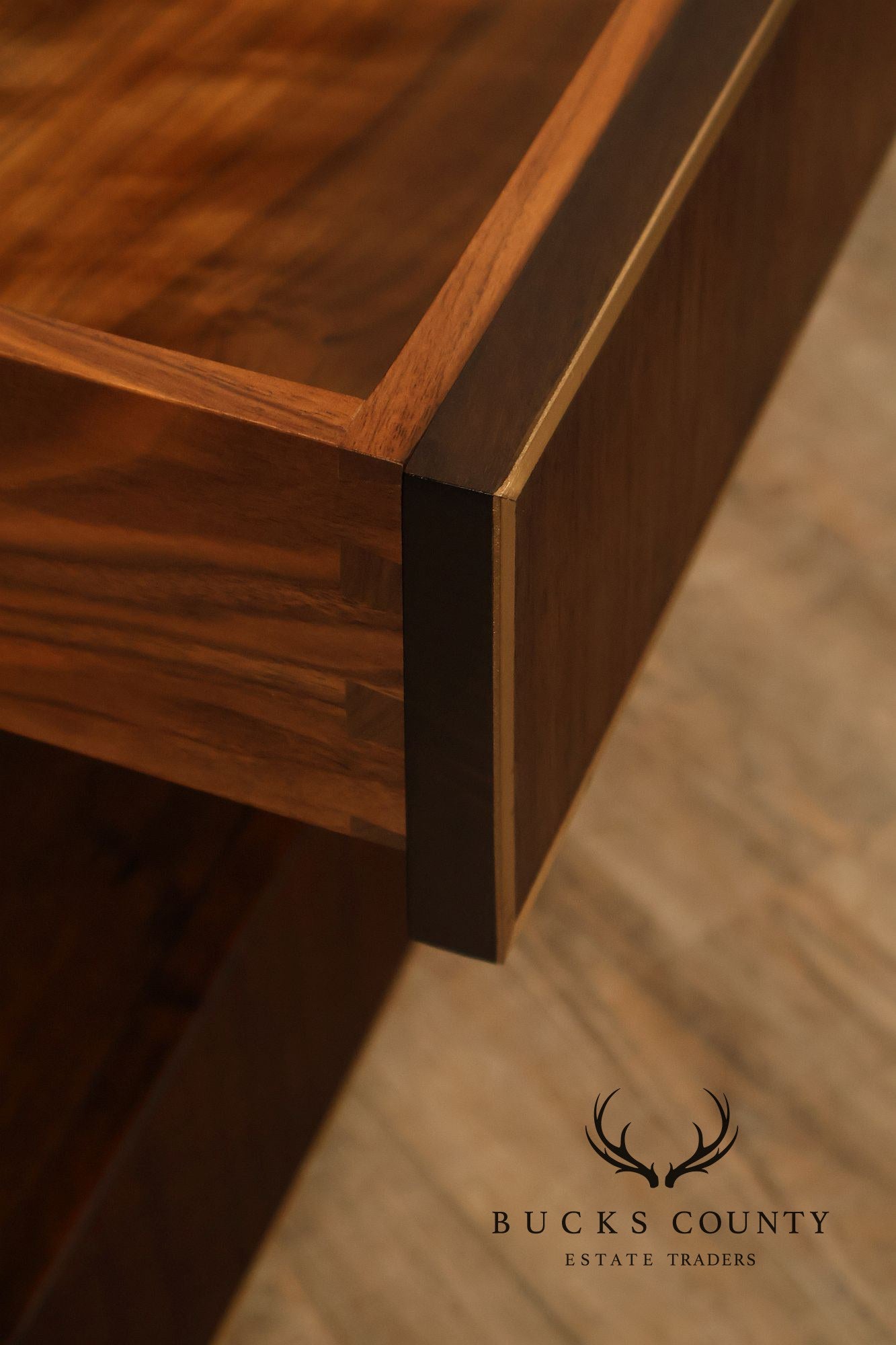 Classic Modern Pair Of Single Drawer Nightstands