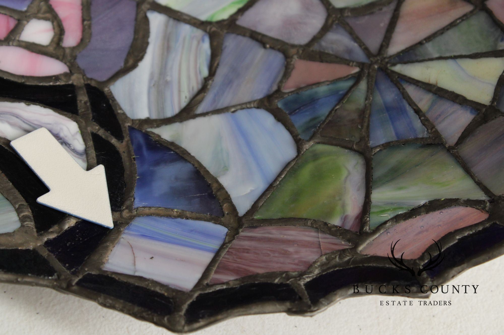Tiffany Style Art Glass Table Lamp
