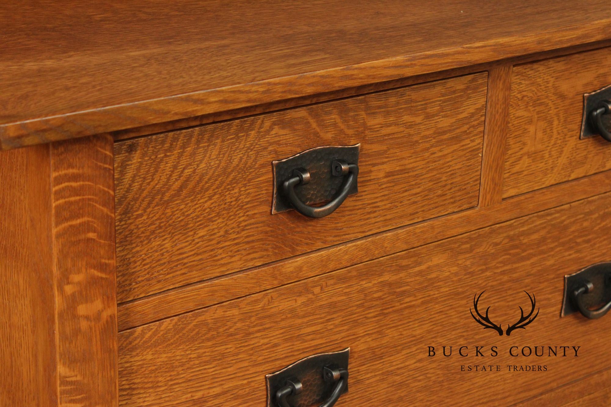 Stickley Mission Collection Harvey Ellis Oak Seven Drawer Dresser