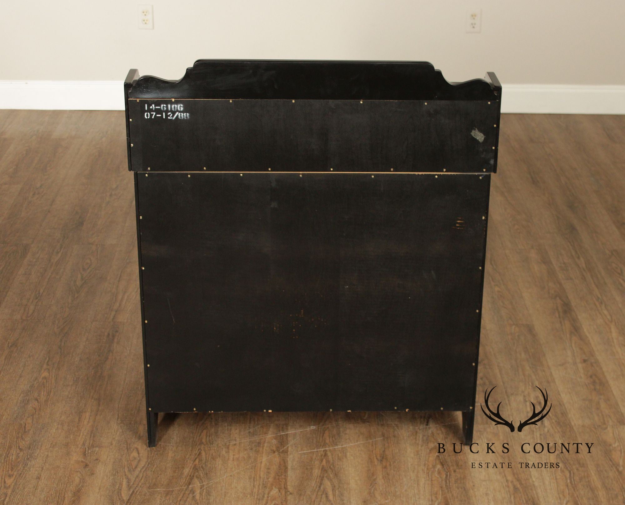 Ethan Allen Hitchcock Style Hand Painted Black Lacquer Dry Sink