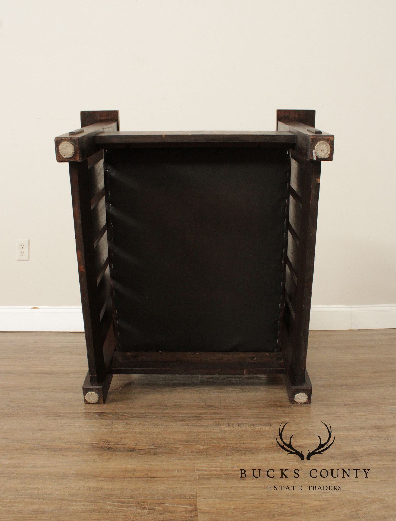 Gustav Stickley Antique Mission Oak and Leather Morris Chair