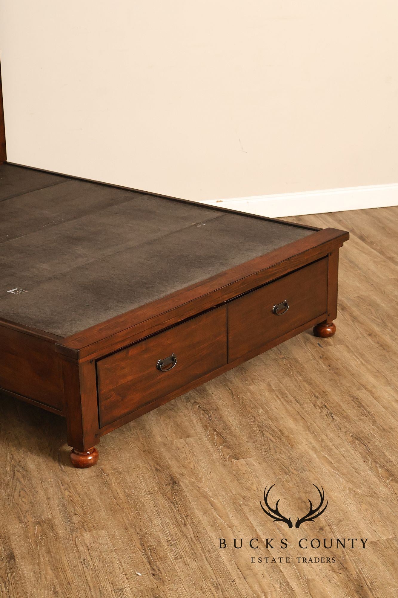 Furniture Values International Bradford Queen Storage Bed
