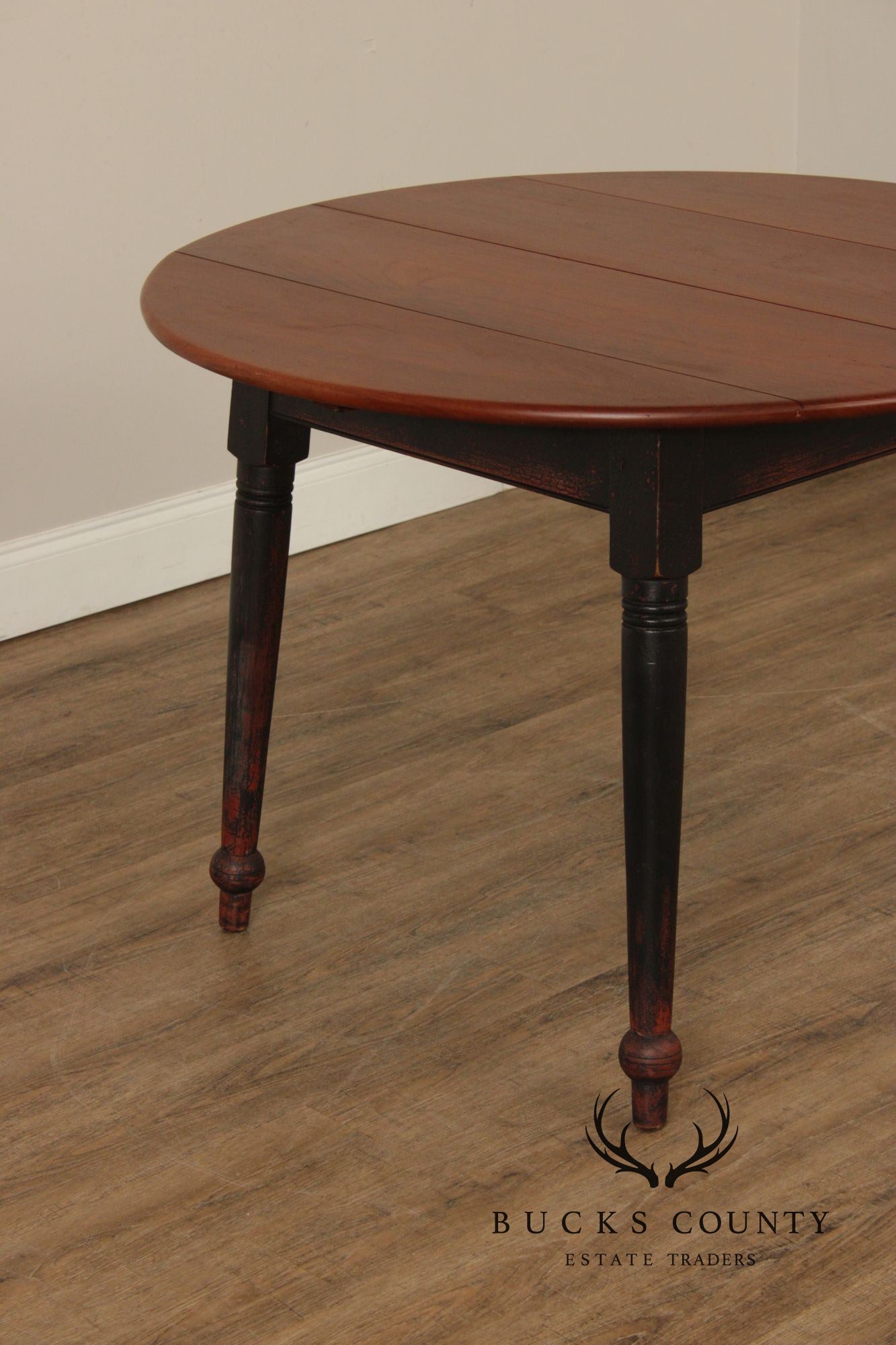 Primitive Farmhouse Style Round Plank Top Dining Table