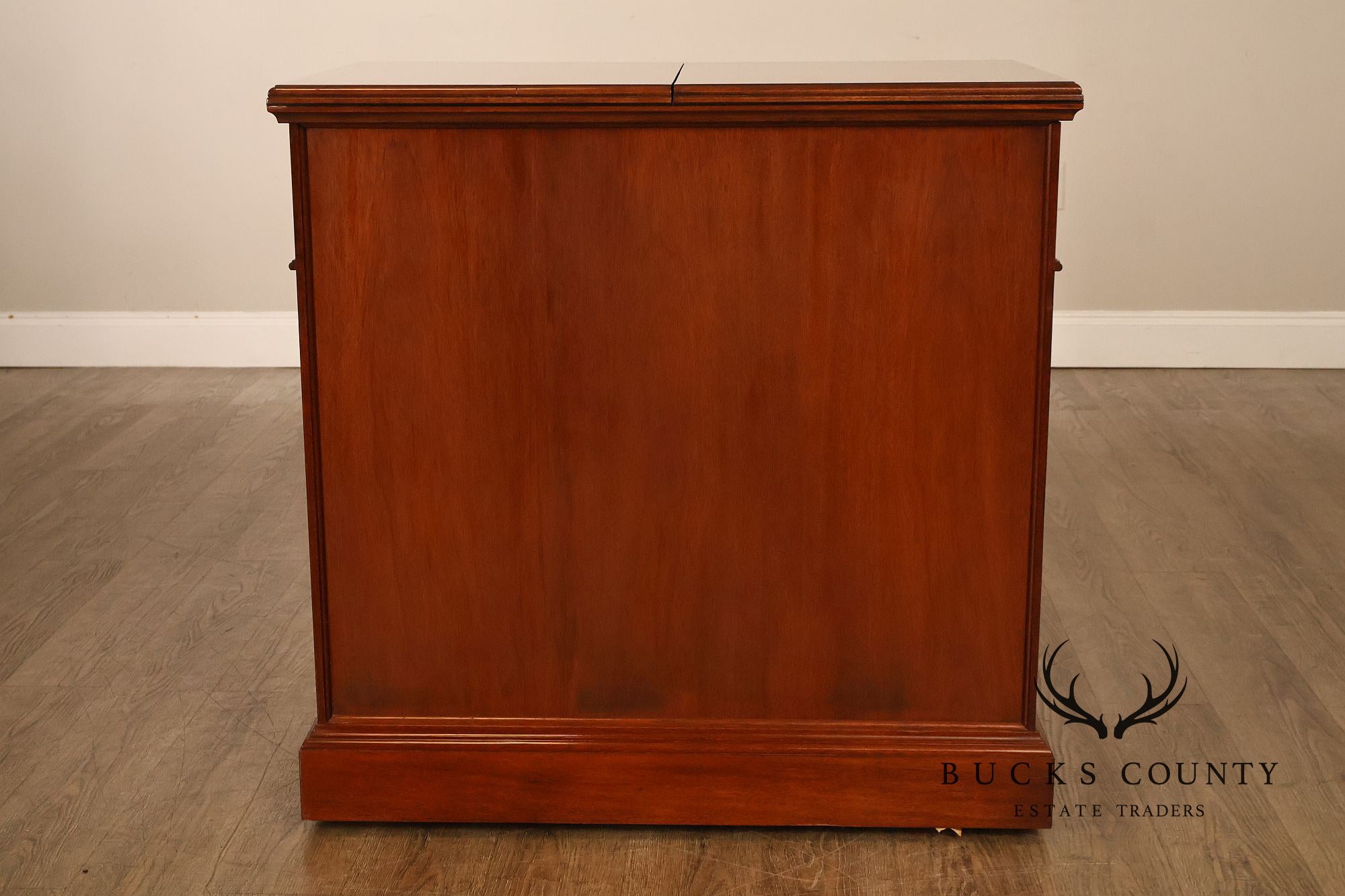 Stickley Traditional Mahogany Flip-Top Server Cabinet