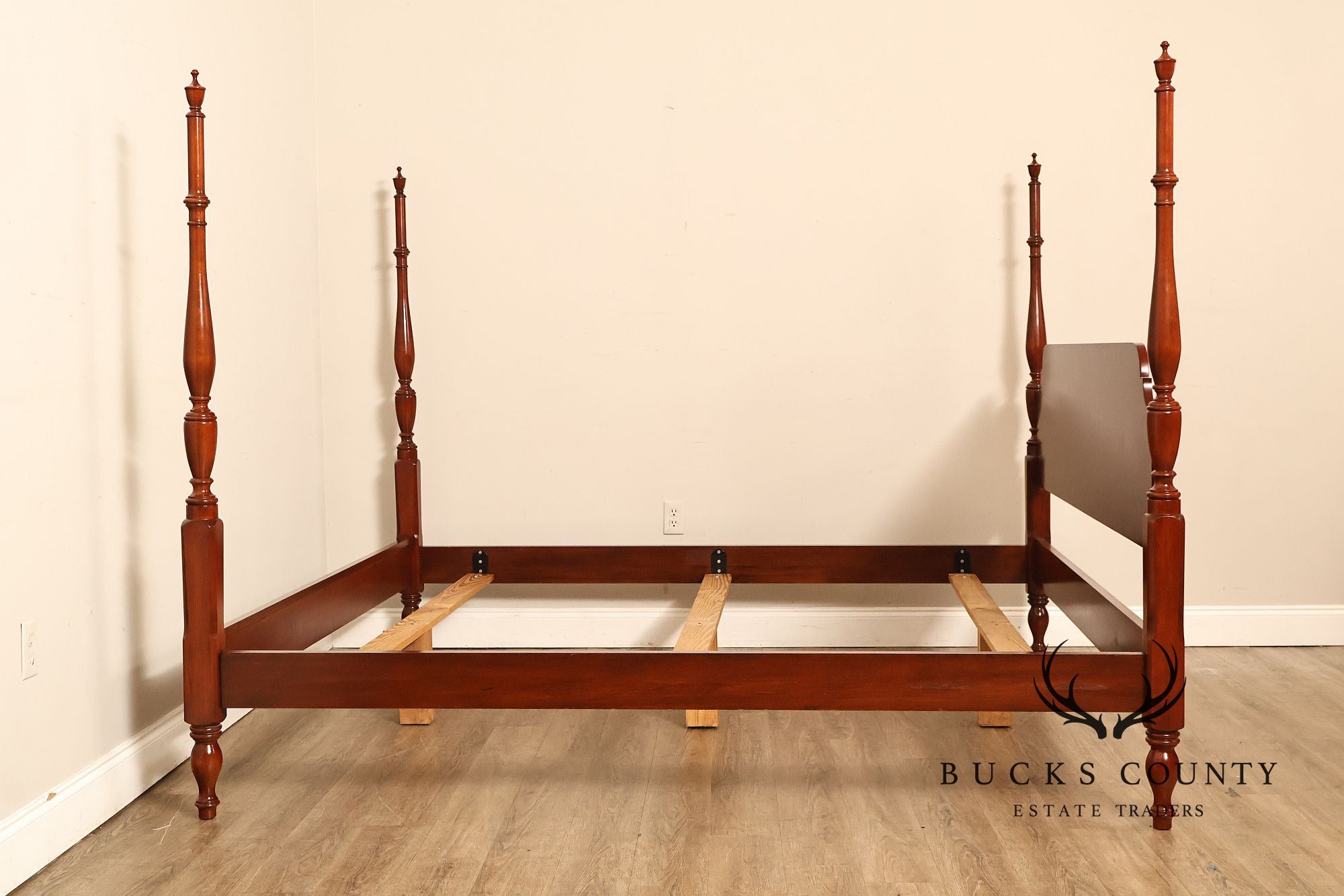Henkel Harris Solid Cherry King Four Poster Bed