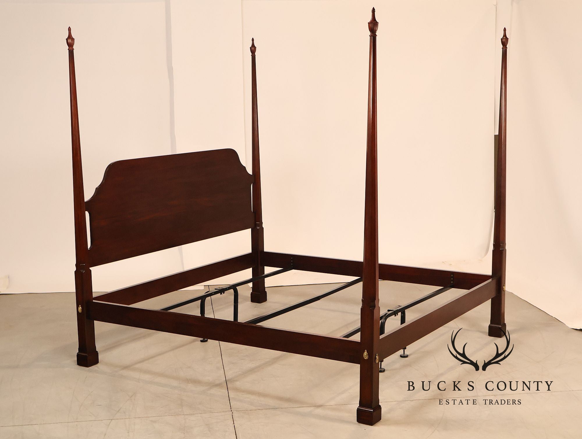 Henkel Harris Solid Mahogany King Size Poster Bed