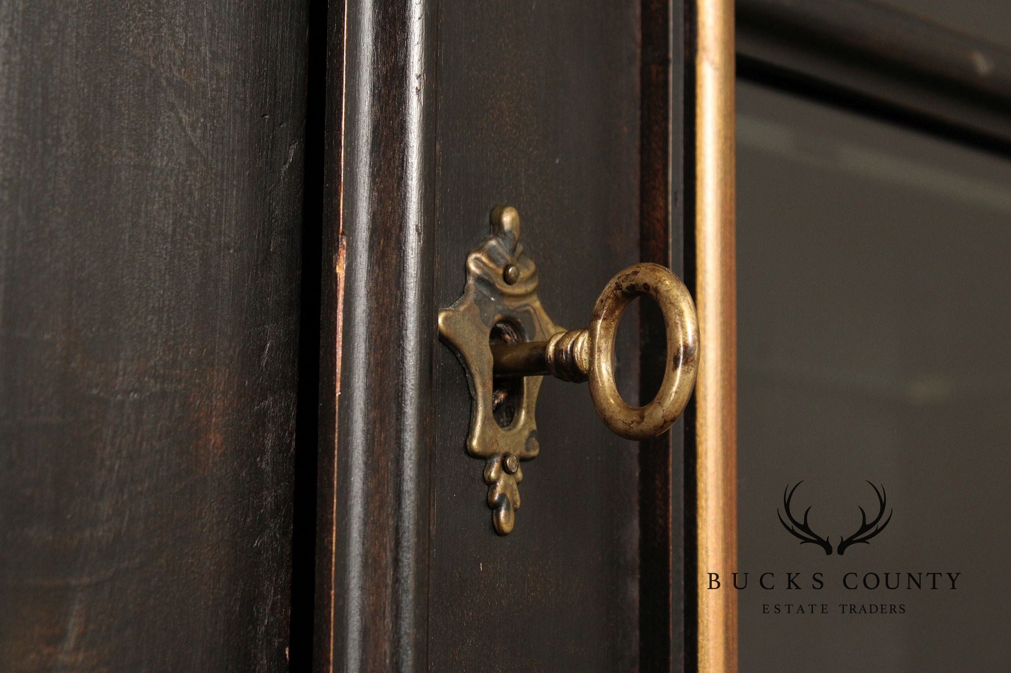 Hekman Italian Rococo Style Bombe Secretary Writing Desk