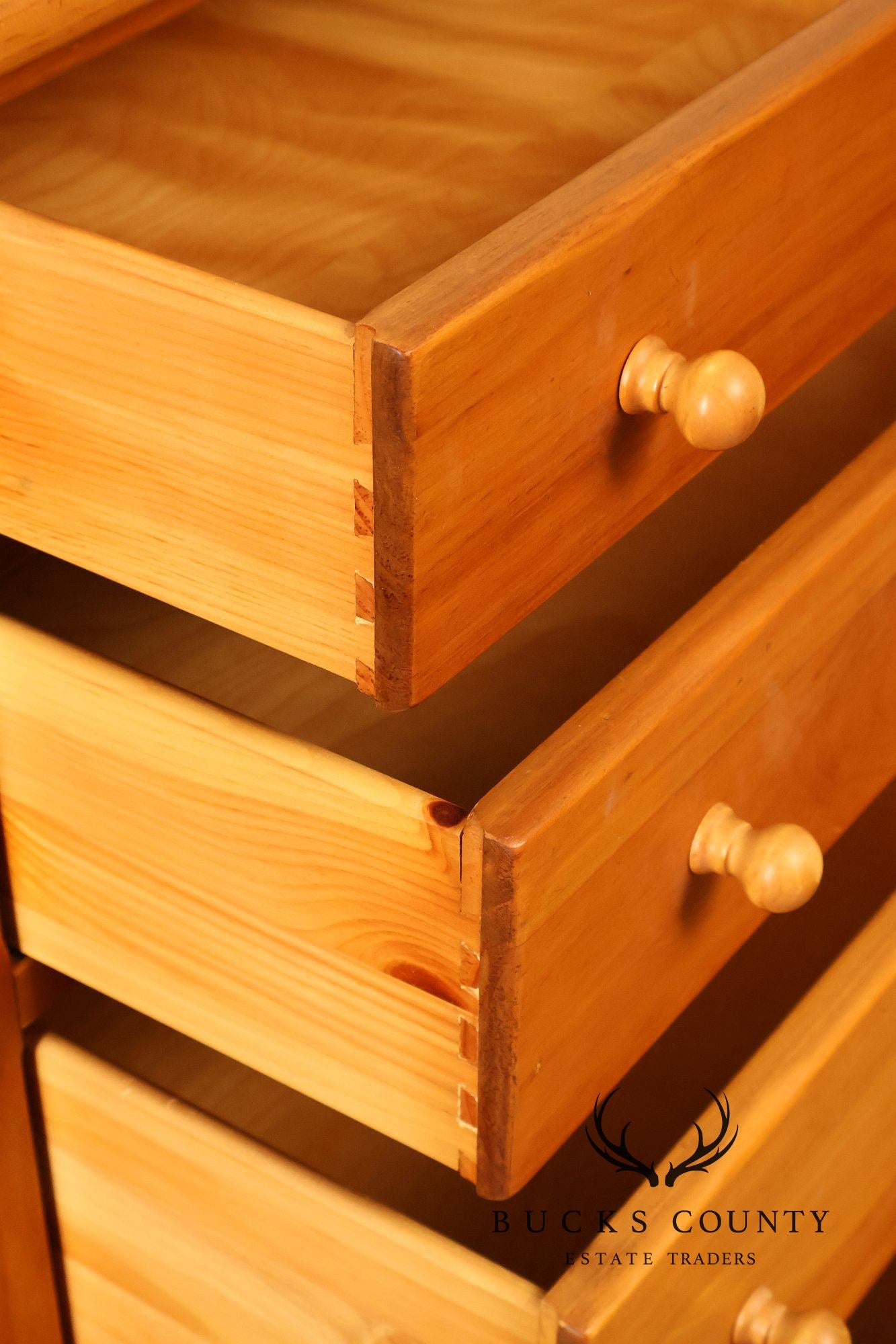 Ethan Allen Country Craftsman Pine Dresser