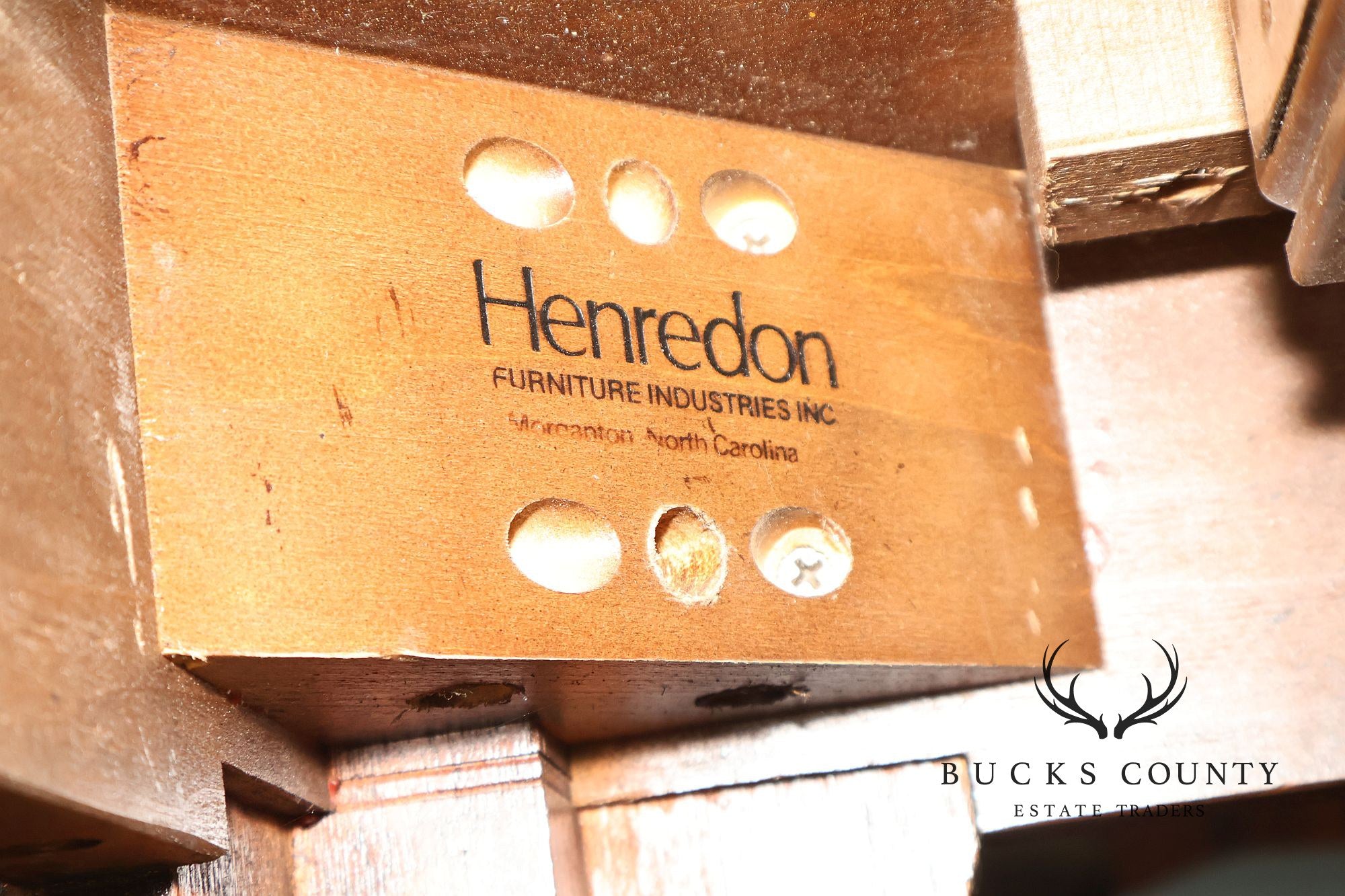 Henredon 'Rittenhouse Square' Mahogany Expandable Dining Table