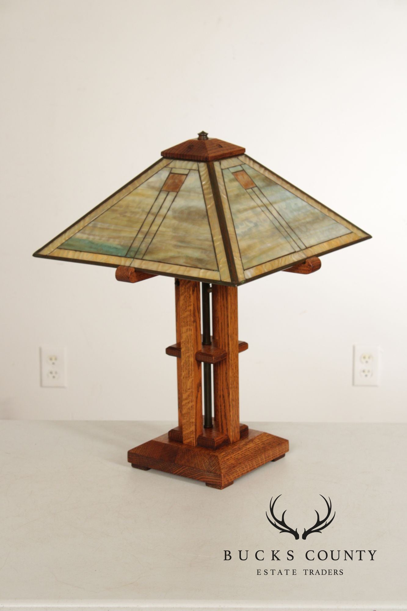 Aurora Studios Arts & Crafts Prairie Style Leaded Glass Table Lamp