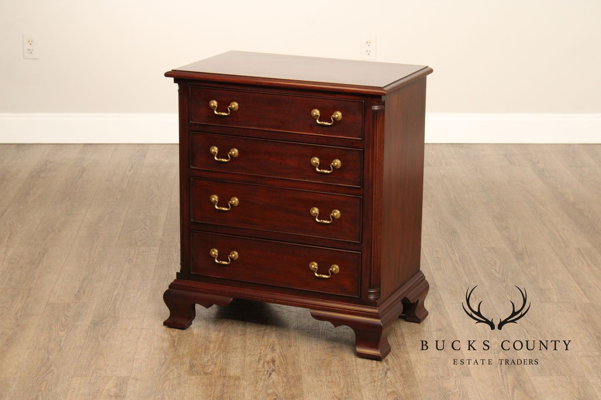 Henkel Harris Georgian Style Mahogany Nightstand