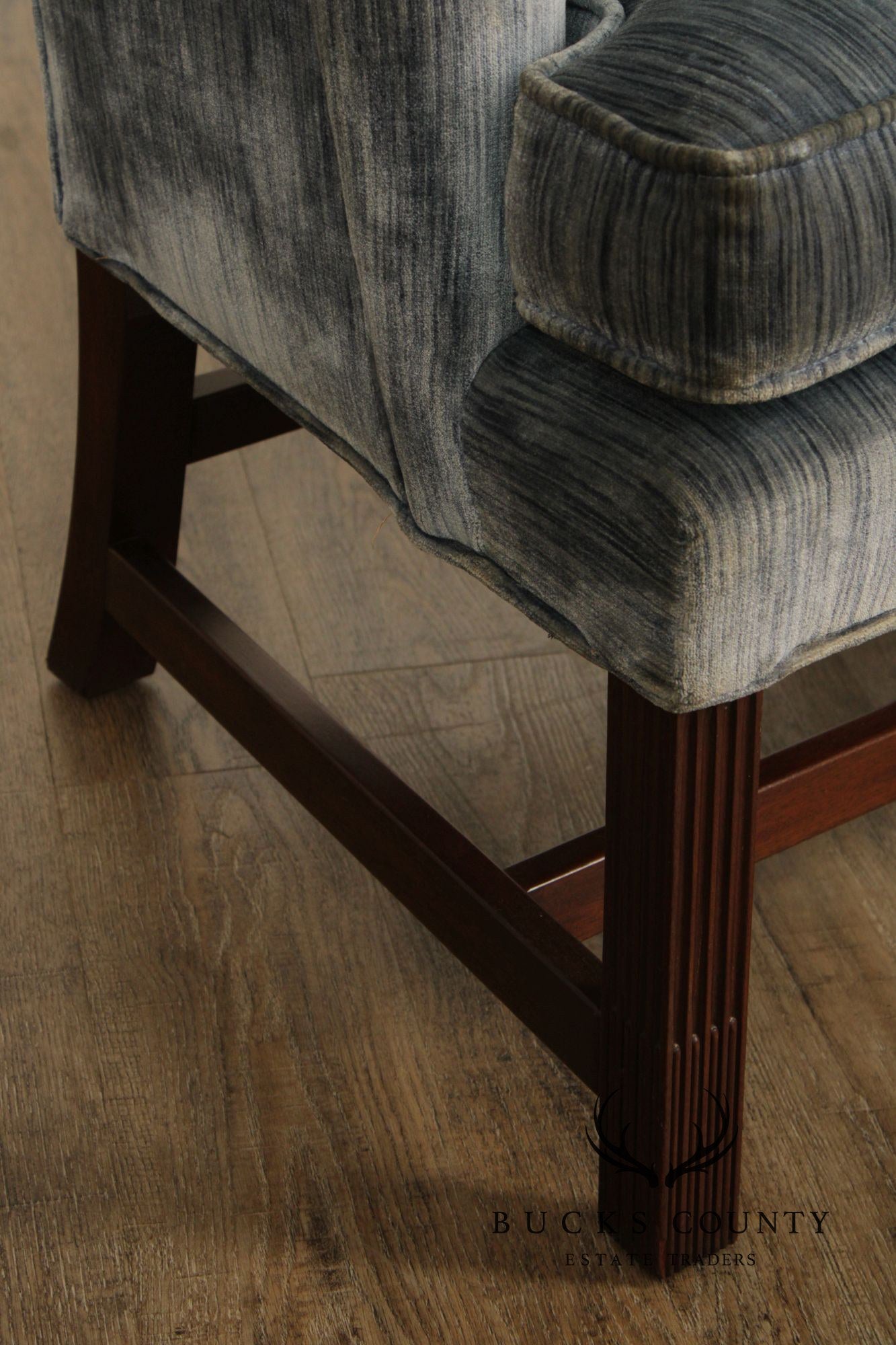 Kittinger Colonial Williamsburg Chippendale Style Mahogany Wing Chair