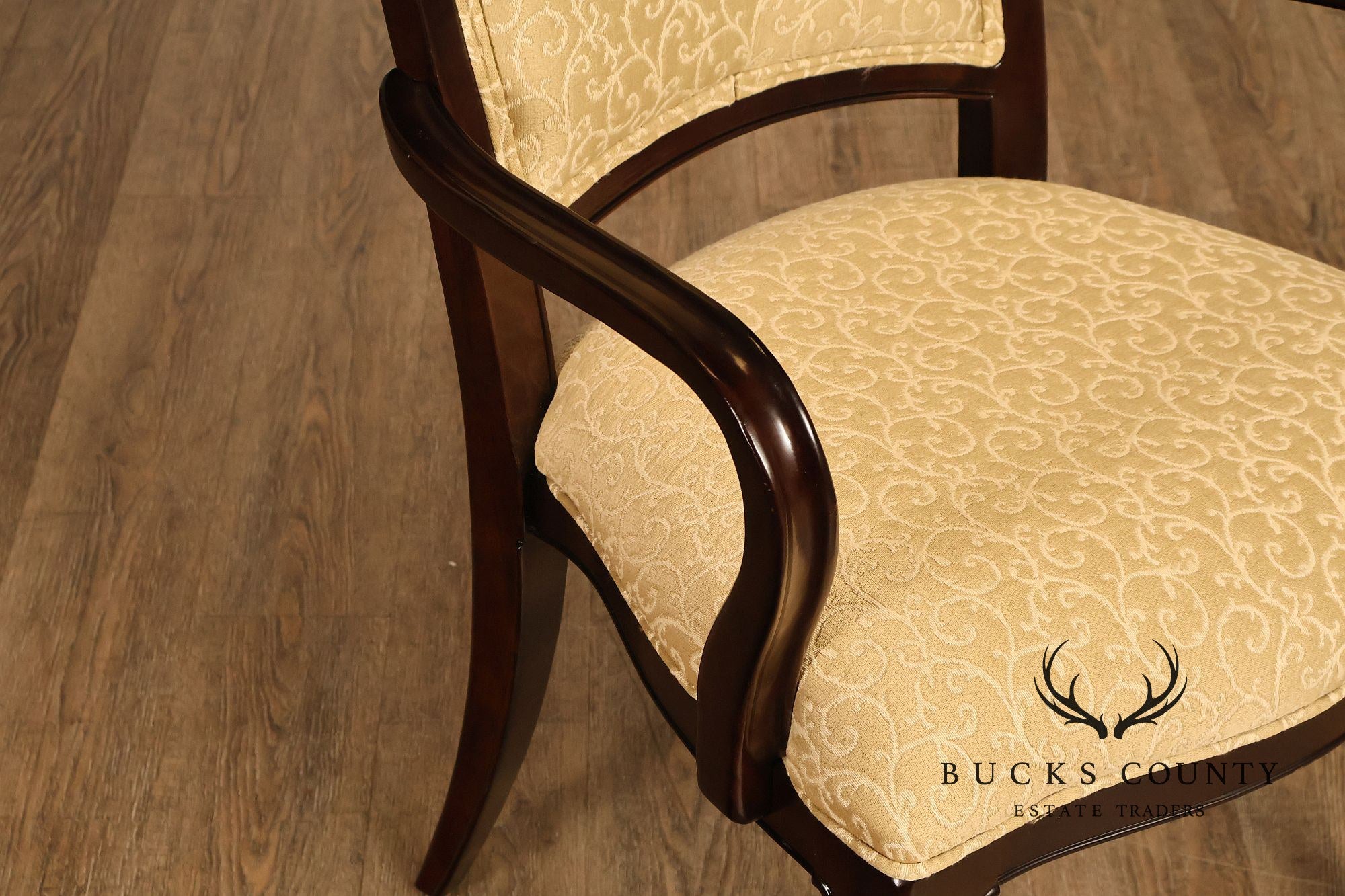 Thomasville Transitional Set of Eight Mahogany Dining Chairs