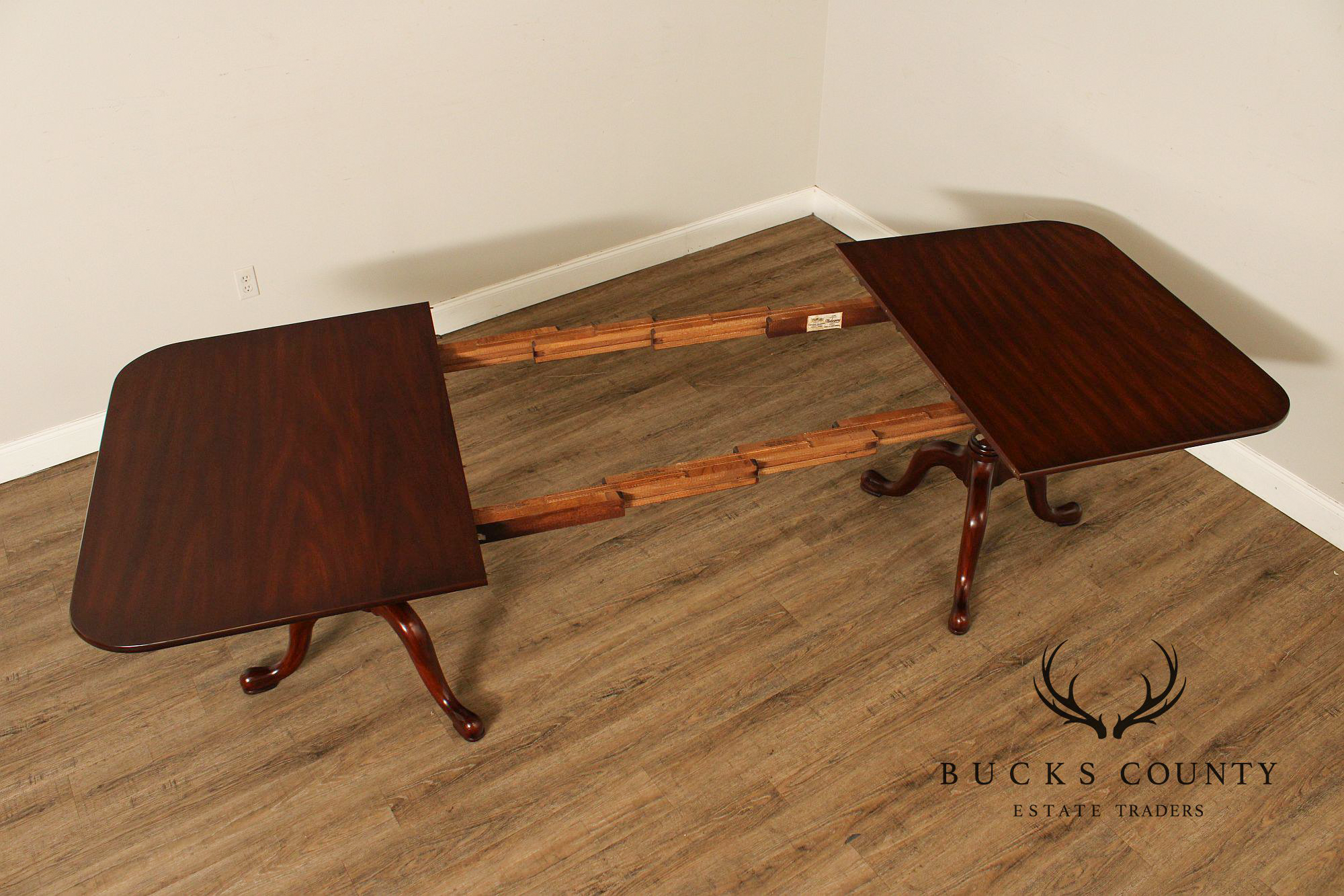 Henkel Harris Georgian Style Mahogany Double Pedestal Dining Table