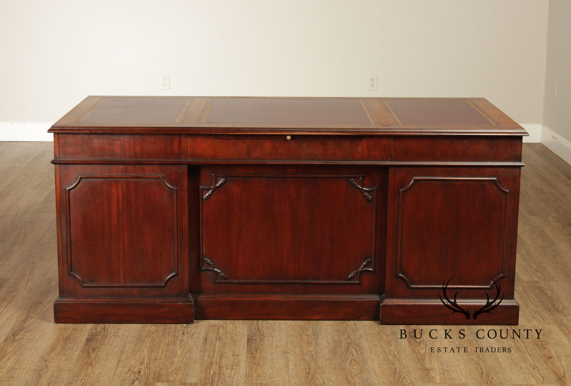 Henkel Moore Henkel Harris Mahogany Leather Top Executive Desk
