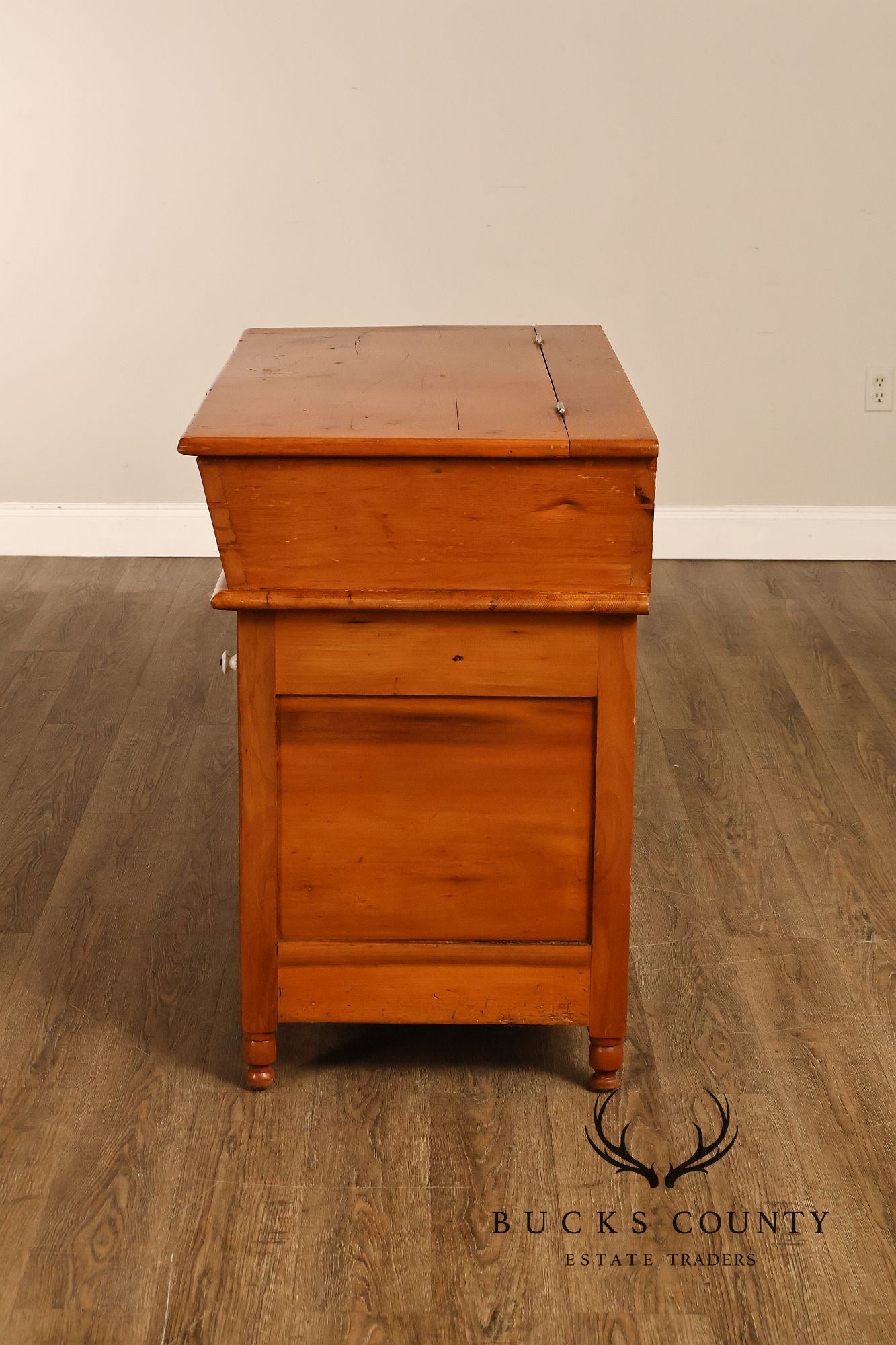 Antique American Country Pine Dry Sink Wash Stand