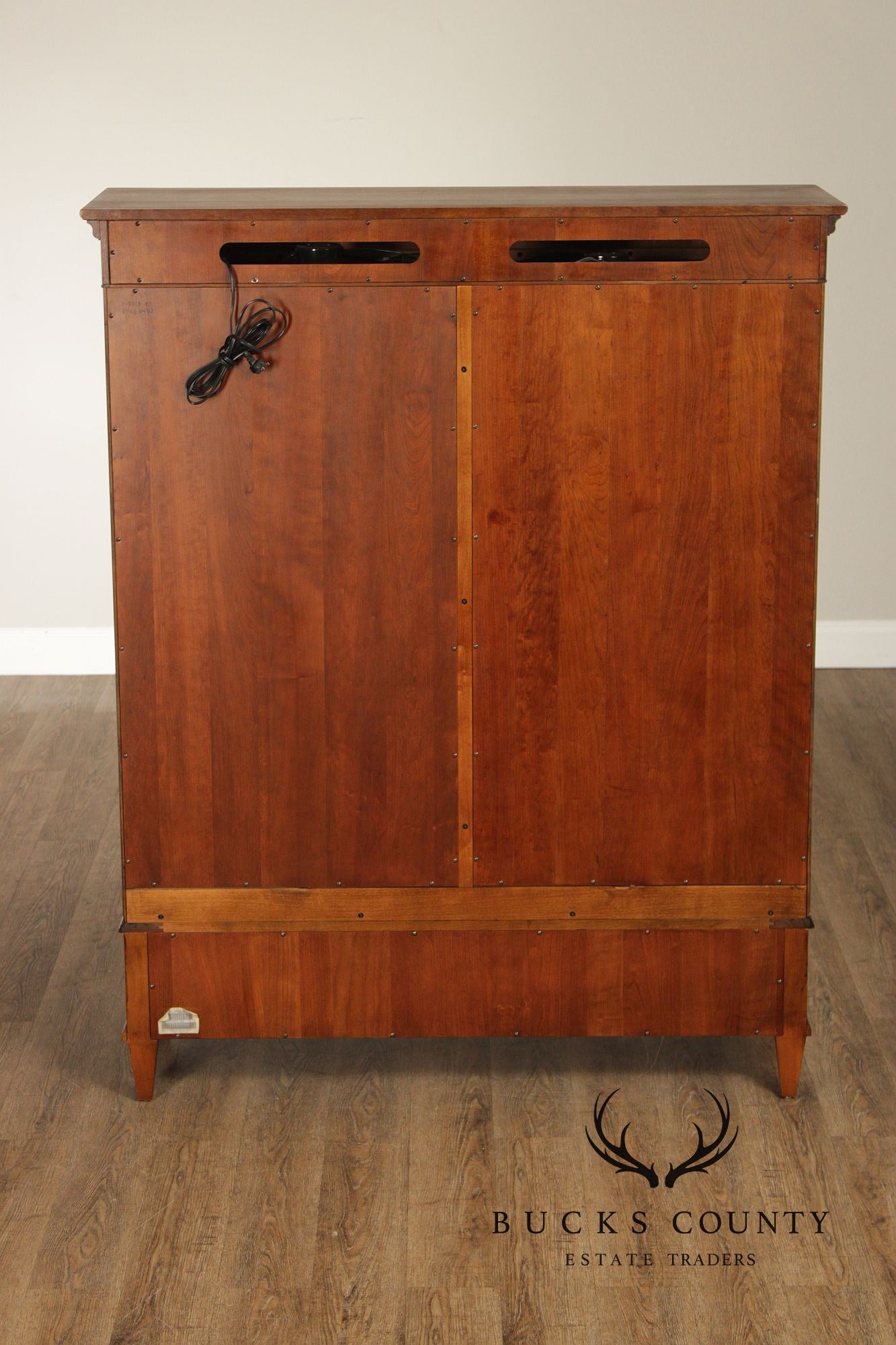 Ethan Allen Traditional Style Lighted Sliding Door Bookcase Display Cabinet