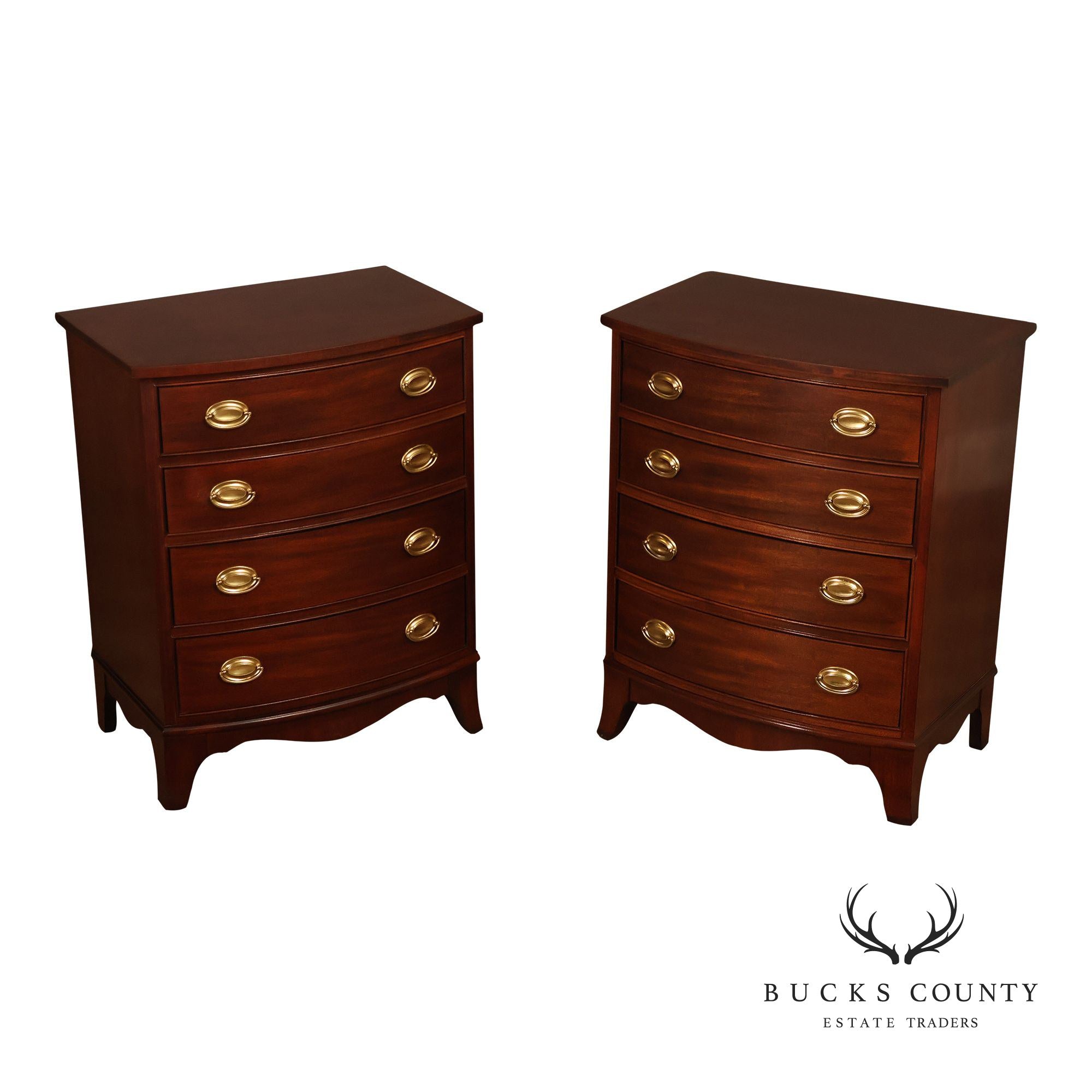 Thomasville Hepplewhite Style Pair Of Mahogany Bow Front Chest Nightstands