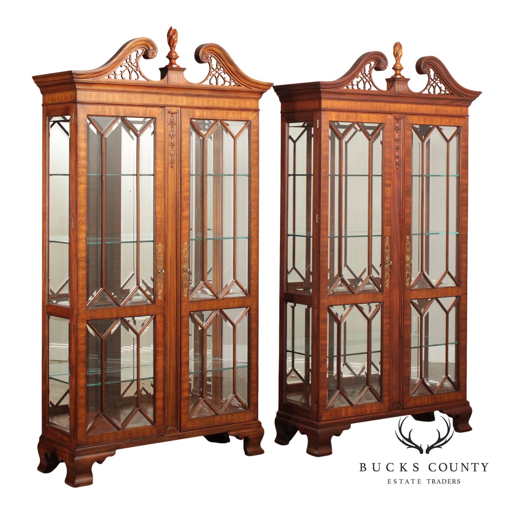 Henkel Harris Georgian Style Pair of Mahogany Display Case Cabinets