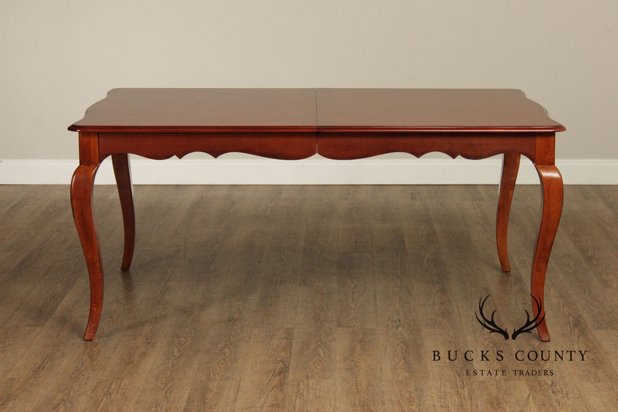 HICKORY WHITE ITALIAN PROVINCIAL STYLE CHERRY CHATEAU EXTENDABLE DINING TABLE