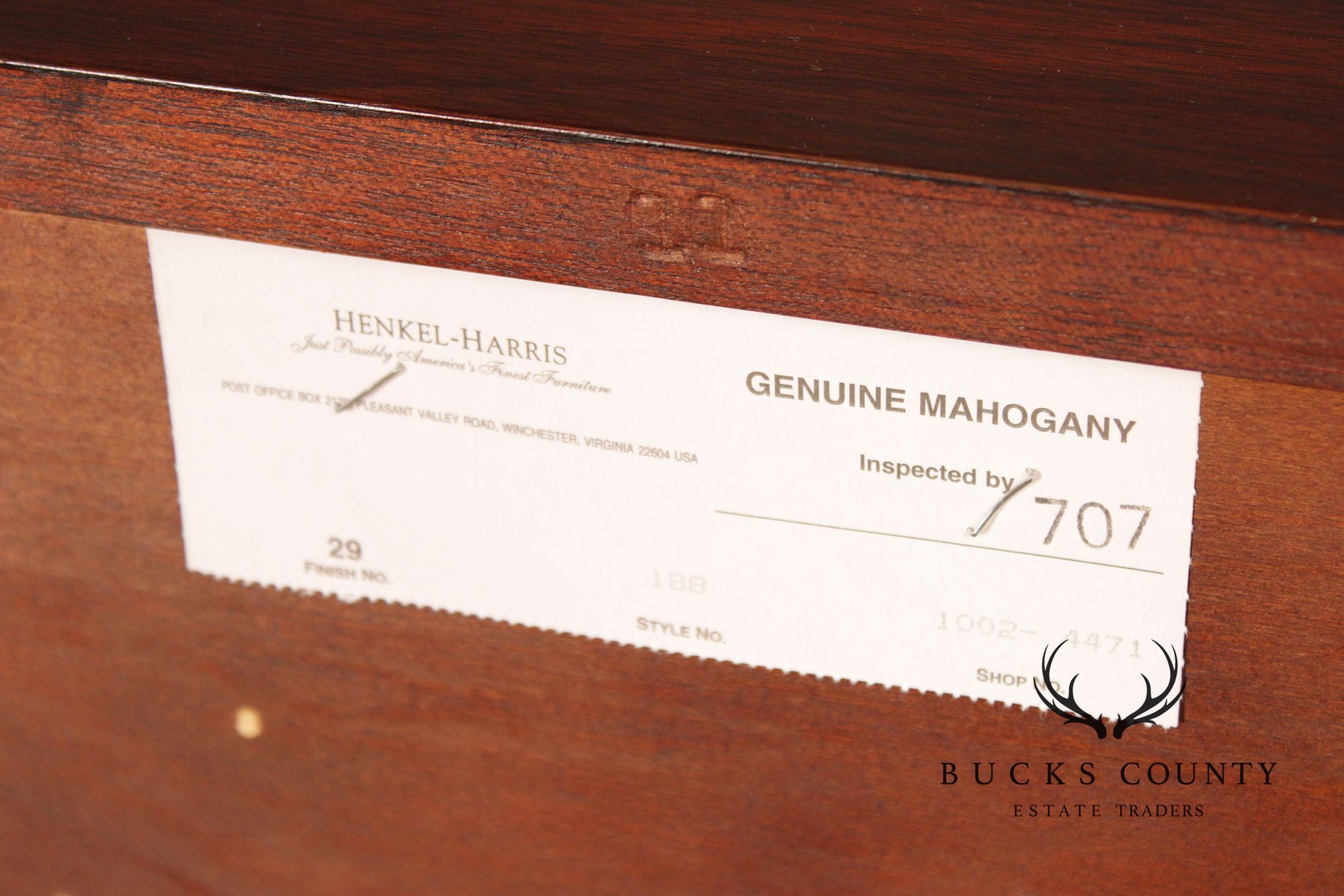 Henkel Harris Georgian Style Pair of Mahogany Nightstands