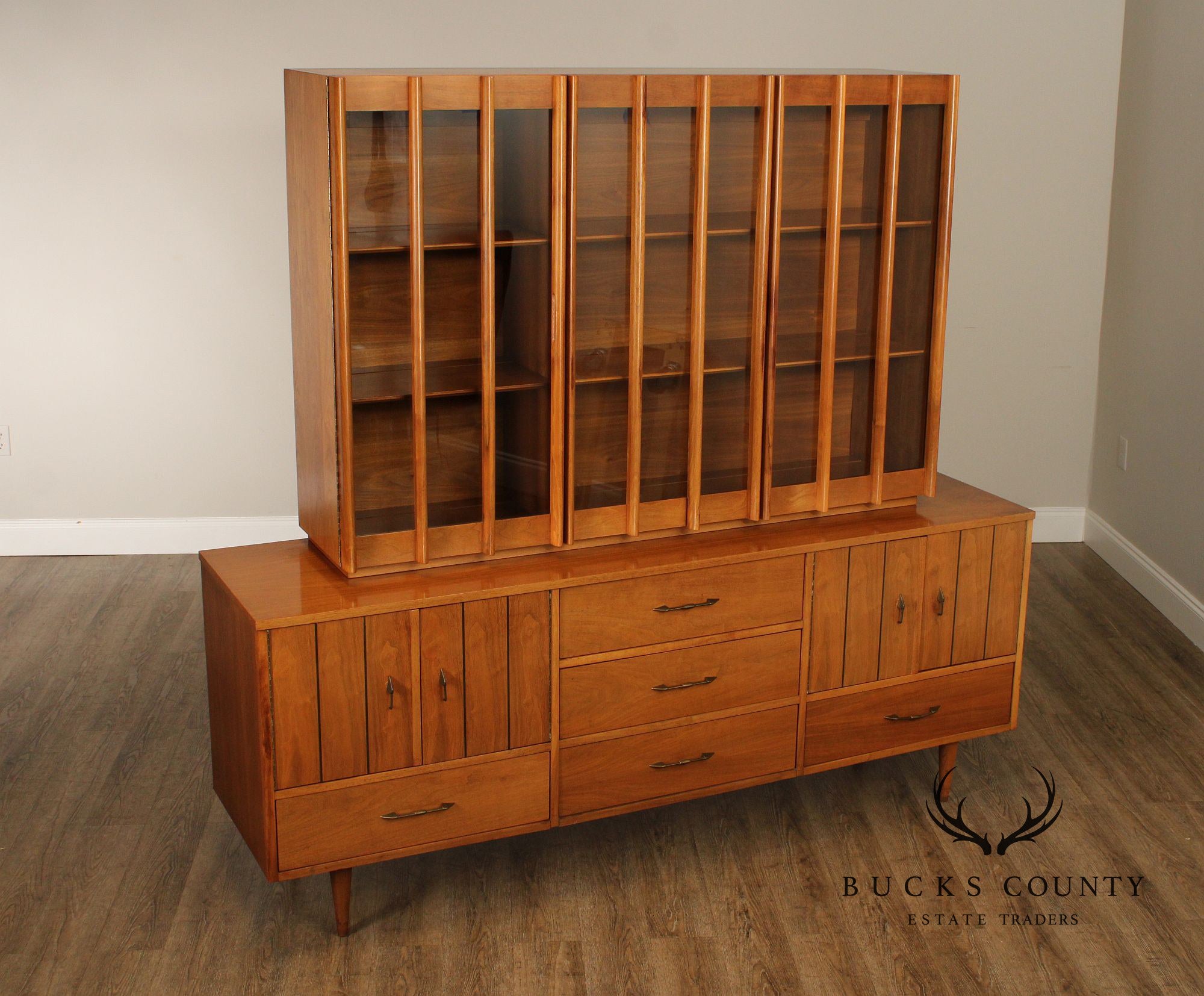 Mid Century Modern Walnut Sideboard Hutch