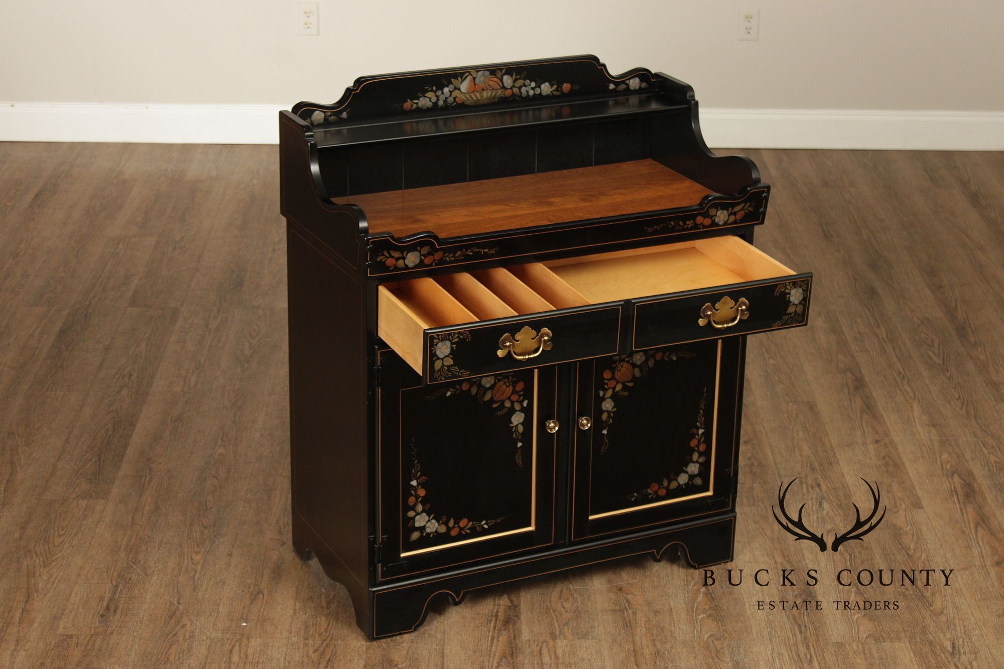 Ethan Allen Hitchcock Style Hand Painted Black Lacquer Dry Sink